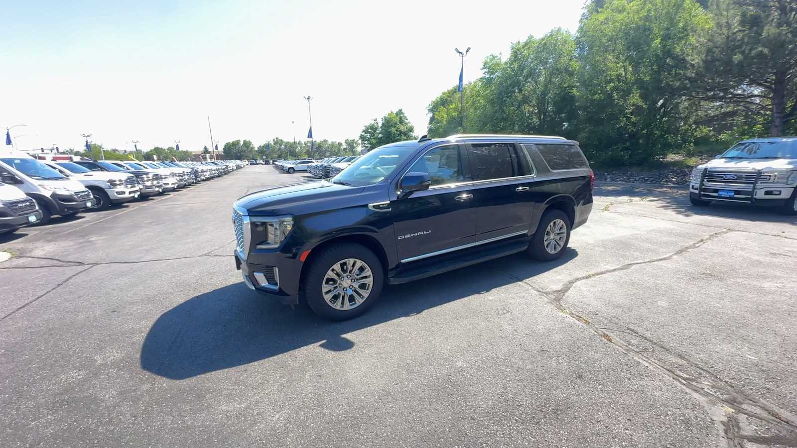 2022 Gmc Yukon XL Denali photo 4