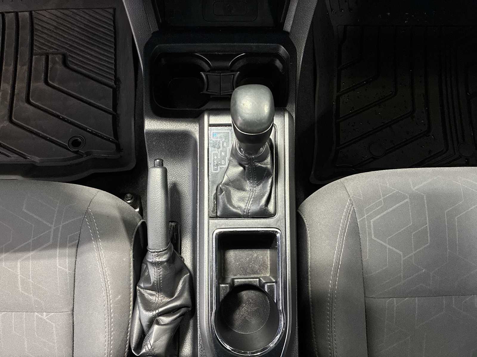 Thumbnail: 2019 Toyota Tacoma - 21