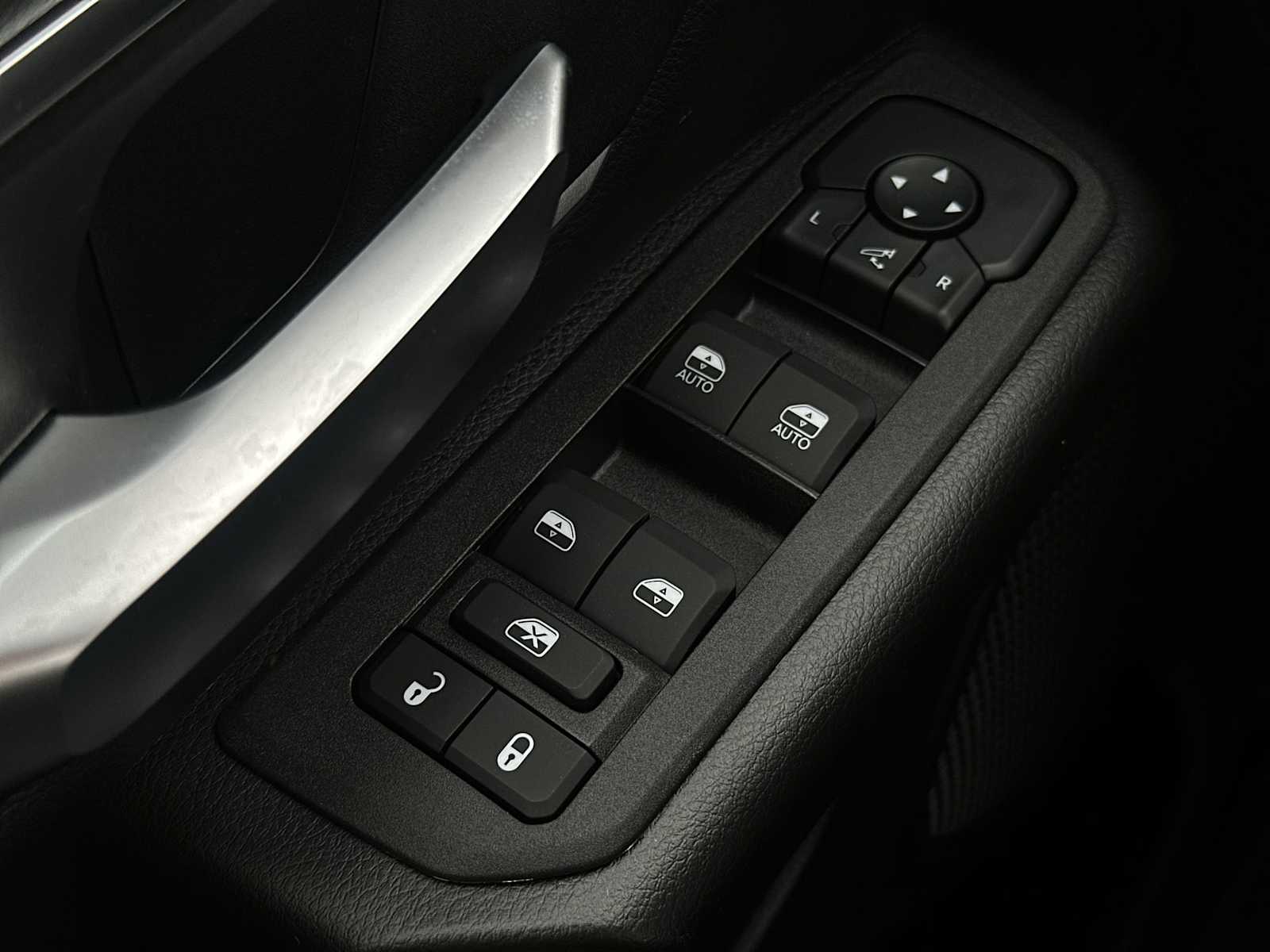 Thumbnail: 2026 RAM 1500 - 15