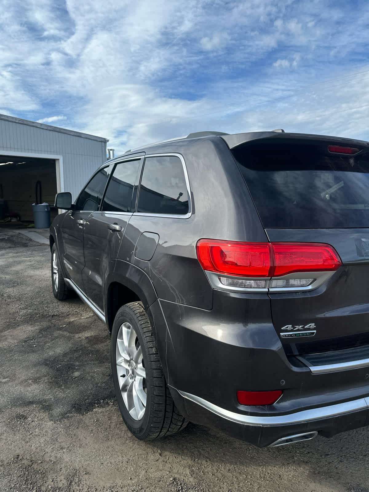 Thumbnail: 2015 Jeep Grand Cherokee - 3