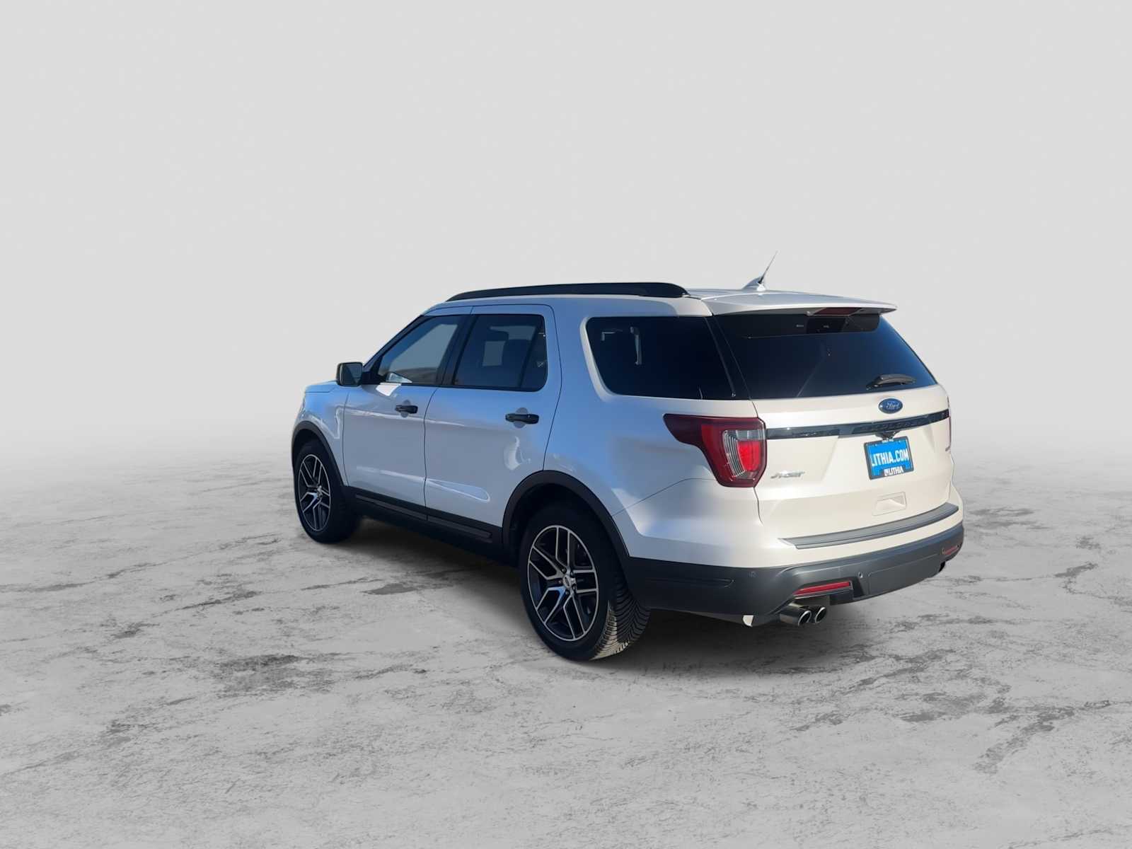 Thumbnail: 2019 Ford Explorer - 6