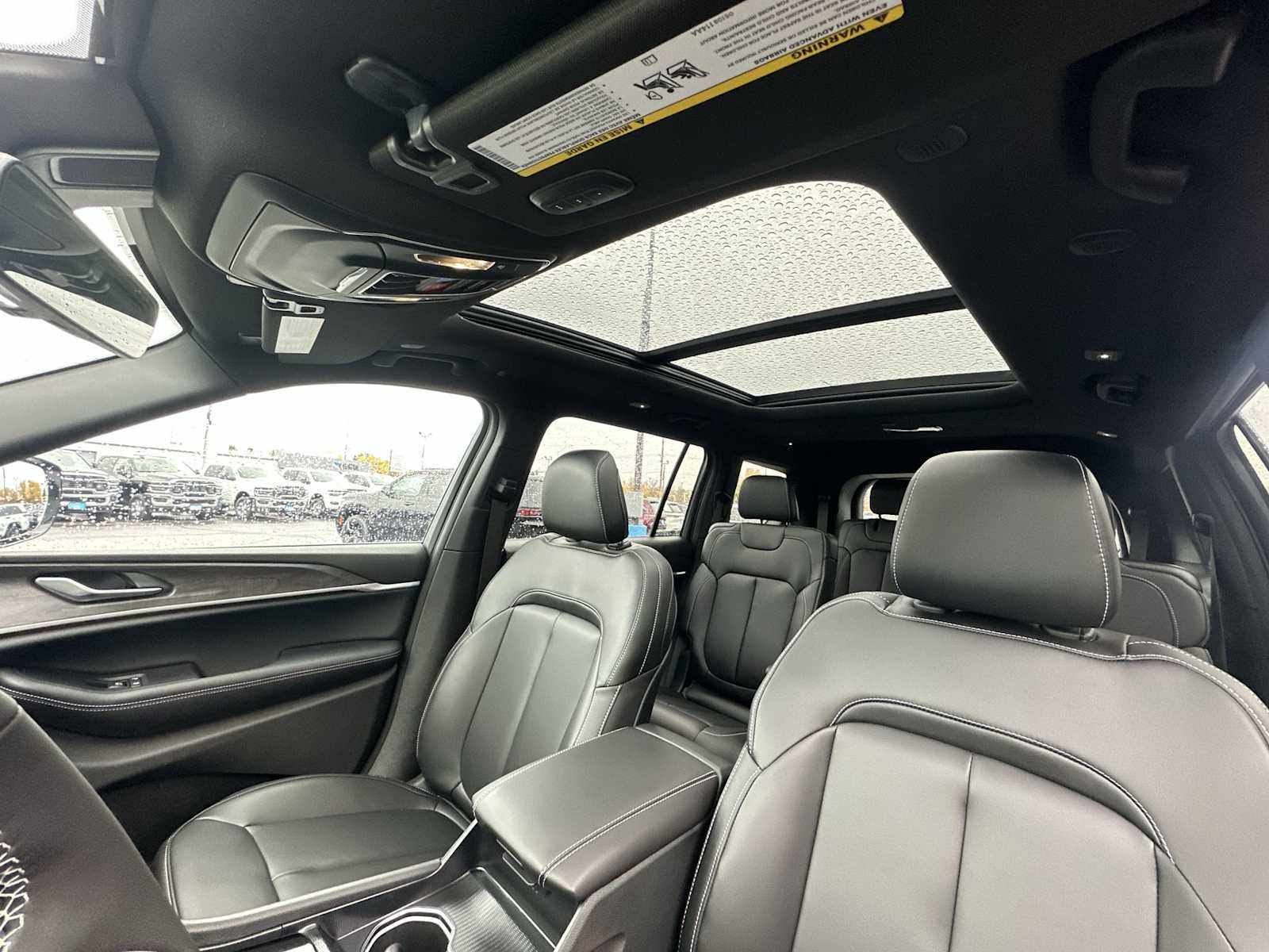 Thumbnail: 2025 Jeep Grand Cherokee - 16