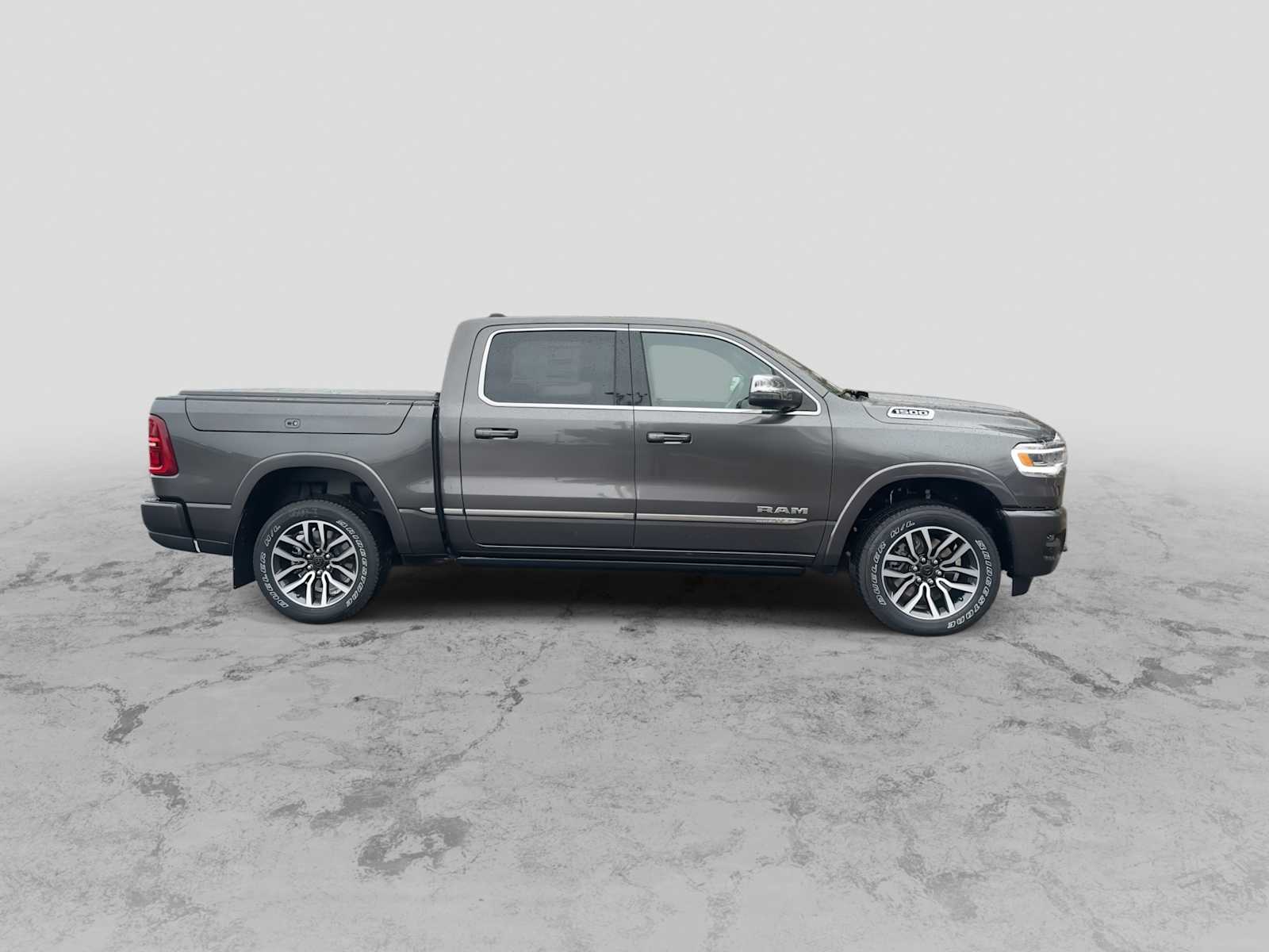 Thumbnail: 2026 RAM 1500 - 9