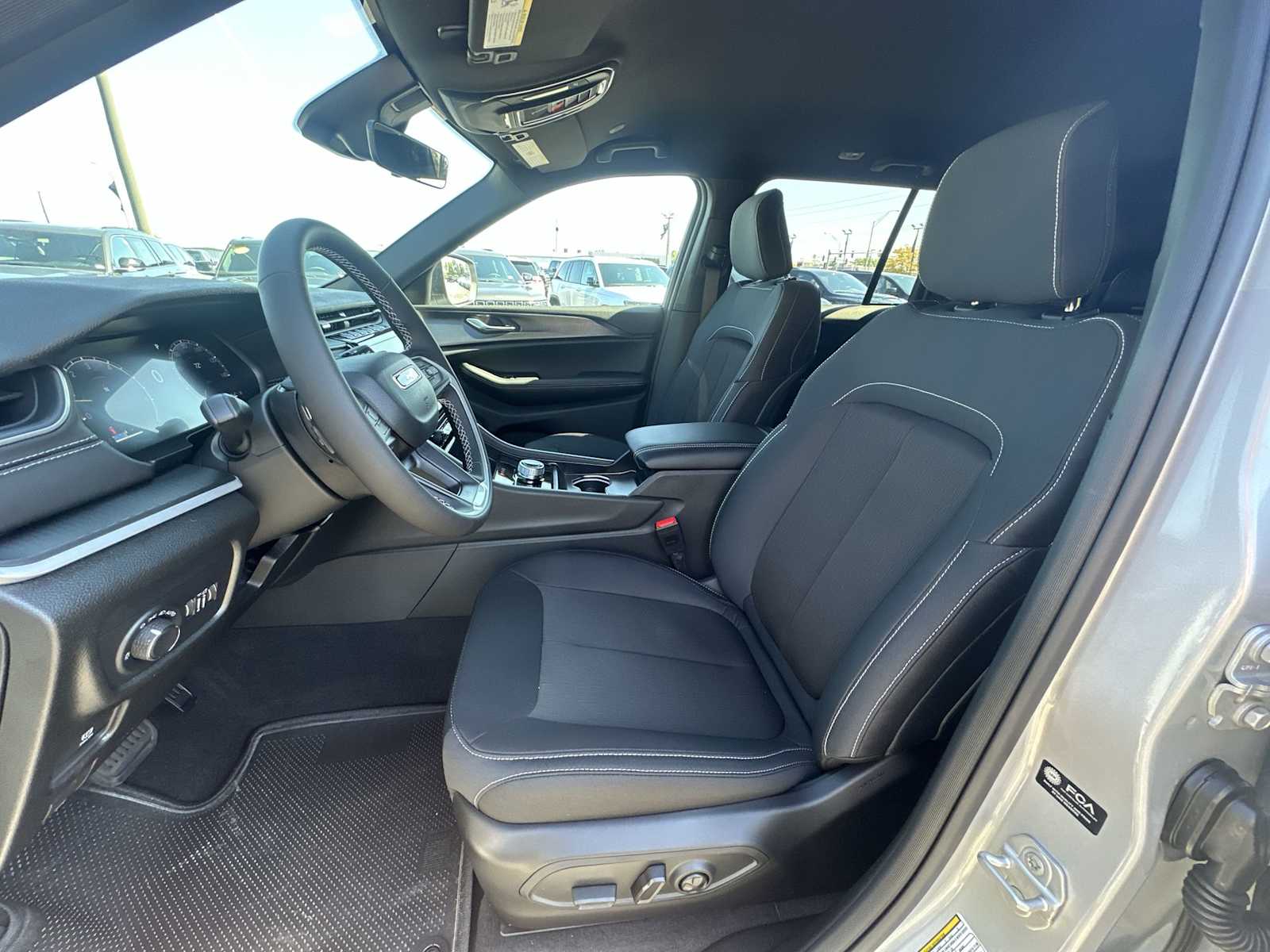 Thumbnail: 2025 Jeep Grand Cherokee - 13