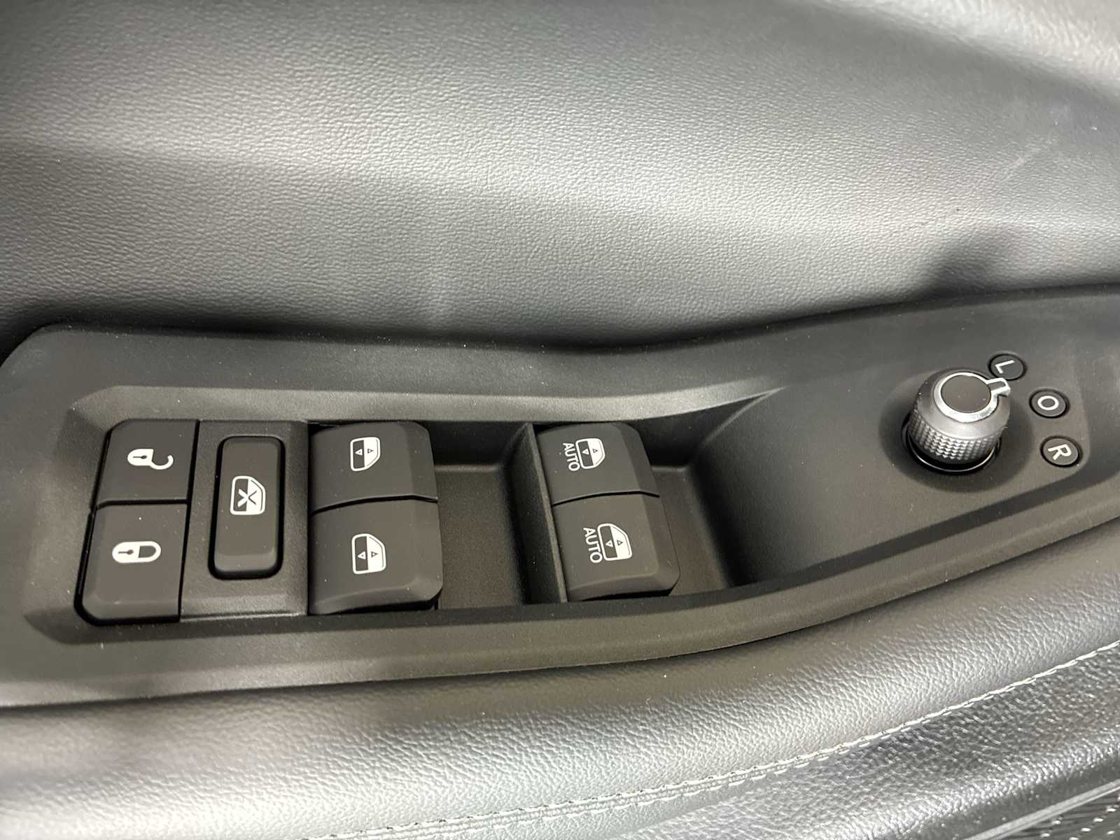 Thumbnail: 2025 Jeep Grand Cherokee - 15