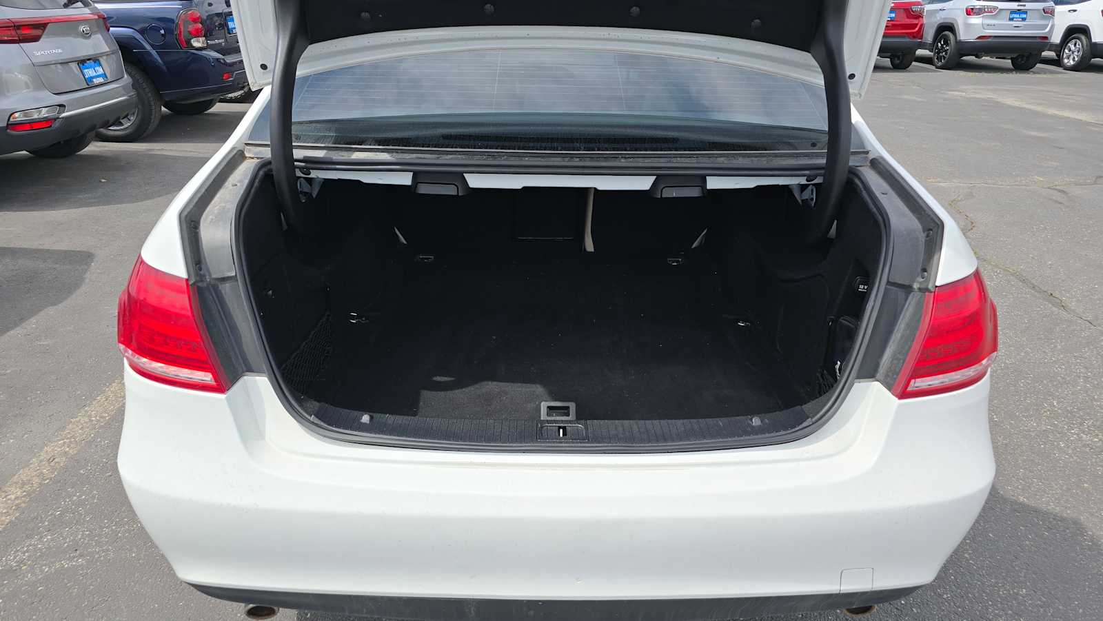 Thumbnail: 2014 Mercedes-Benz E-Class - 8
