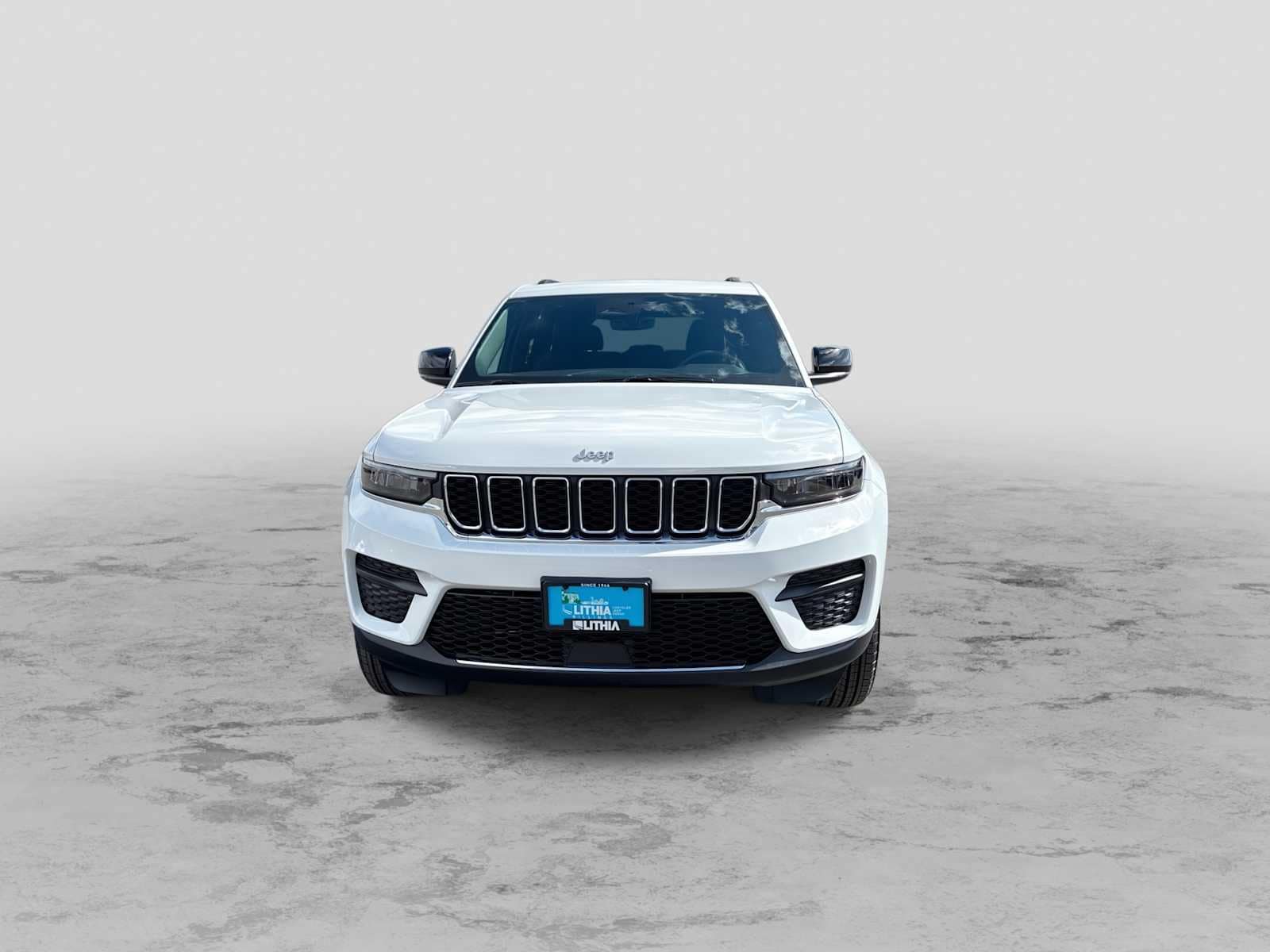 Thumbnail: 2026 Jeep Grand Cherokee - 3