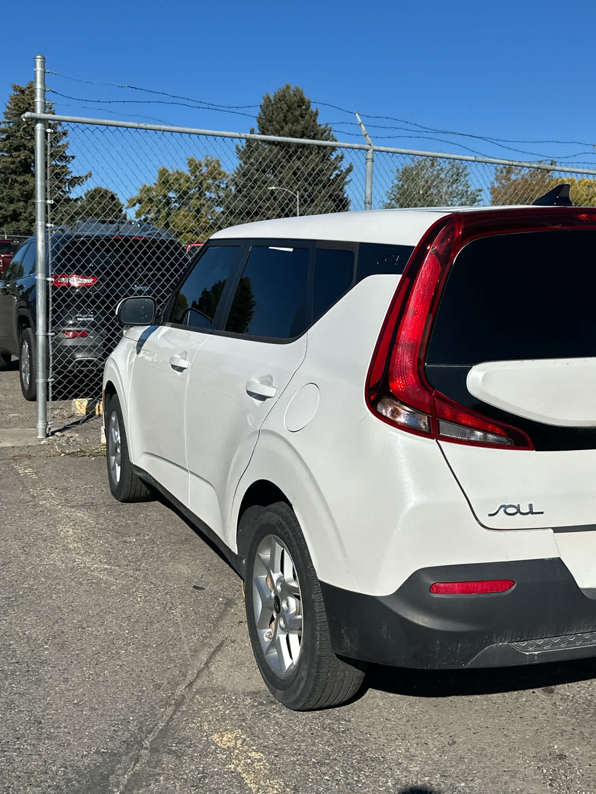 2020 Kia Soul S photo 3