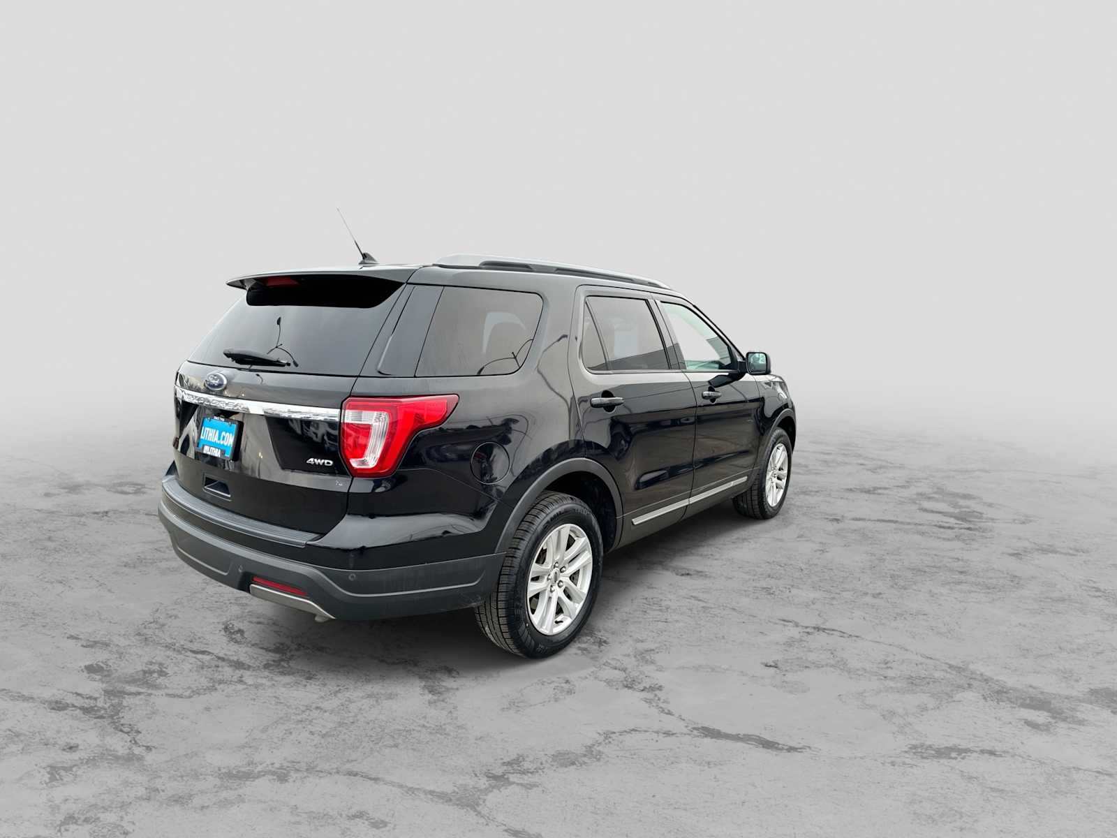 Thumbnail: 2019 Ford Explorer - 8