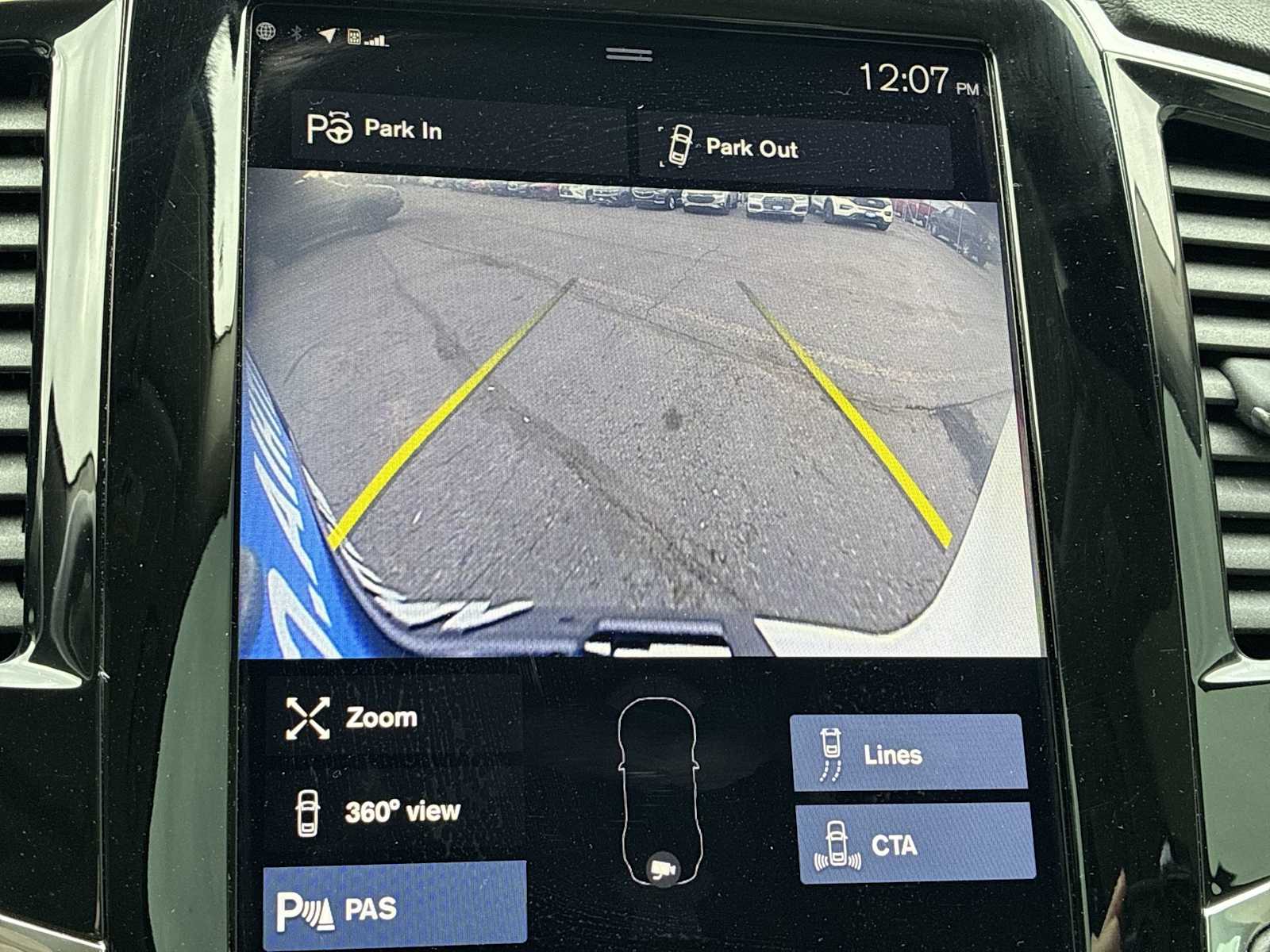 Thumbnail: 2017 Volvo XC90 - 27