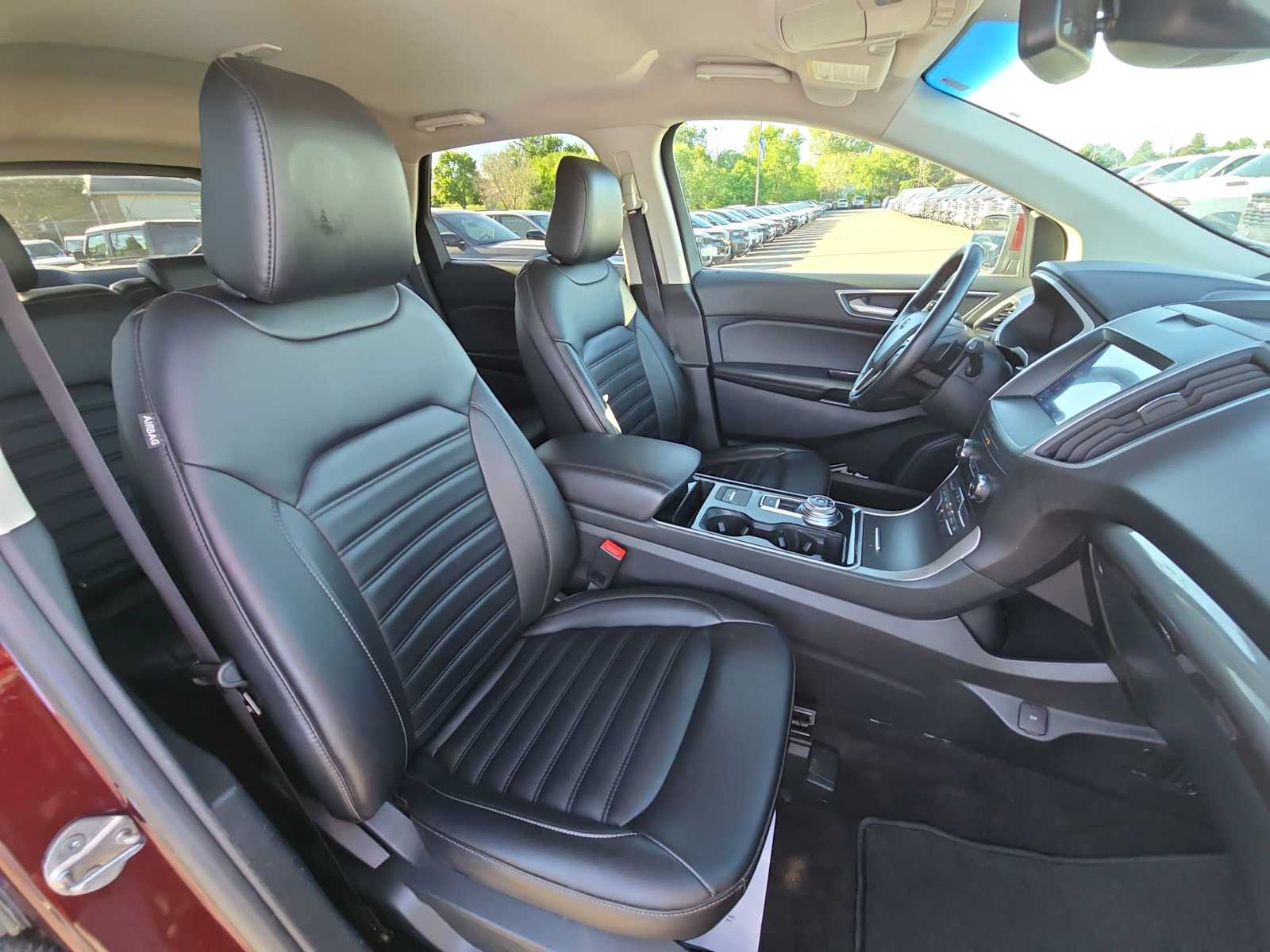 2020 Ford Edge SEL 23