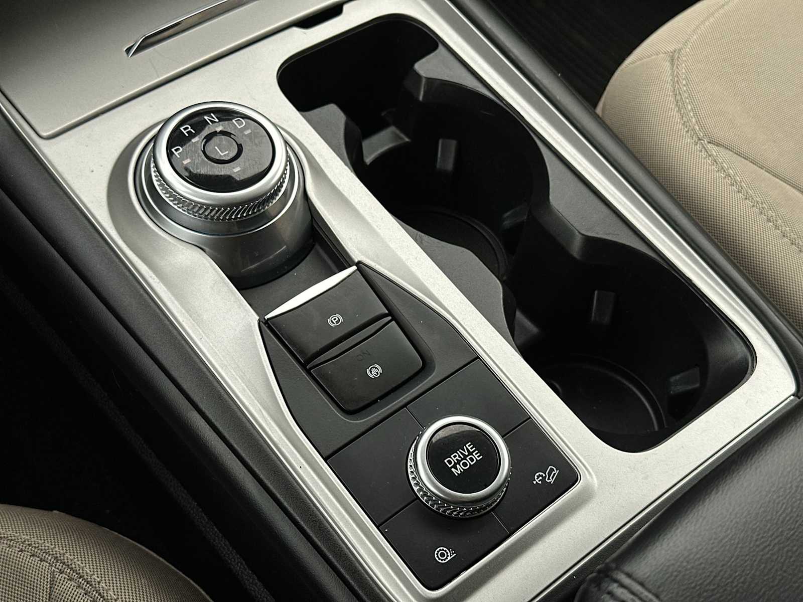 Thumbnail: 2023 Ford Explorer - 19