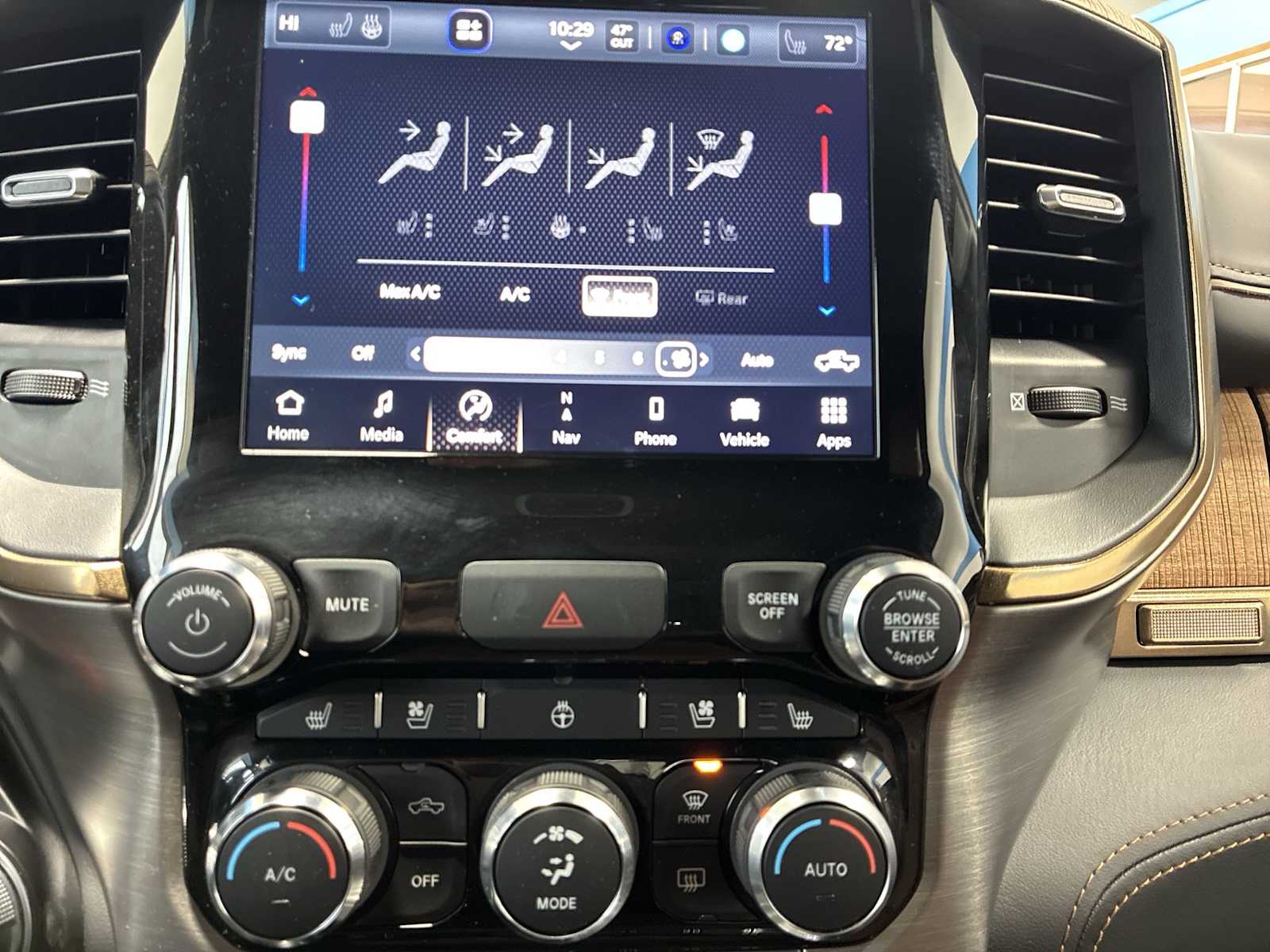 Thumbnail: 2022 RAM 1500 - 16