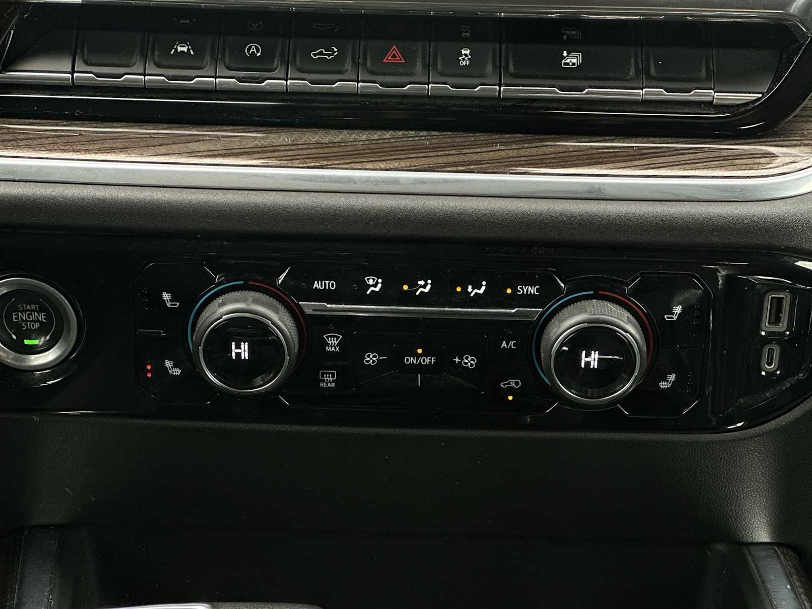 Thumbnail: 2022 Chevrolet Silverado 1500 - 16