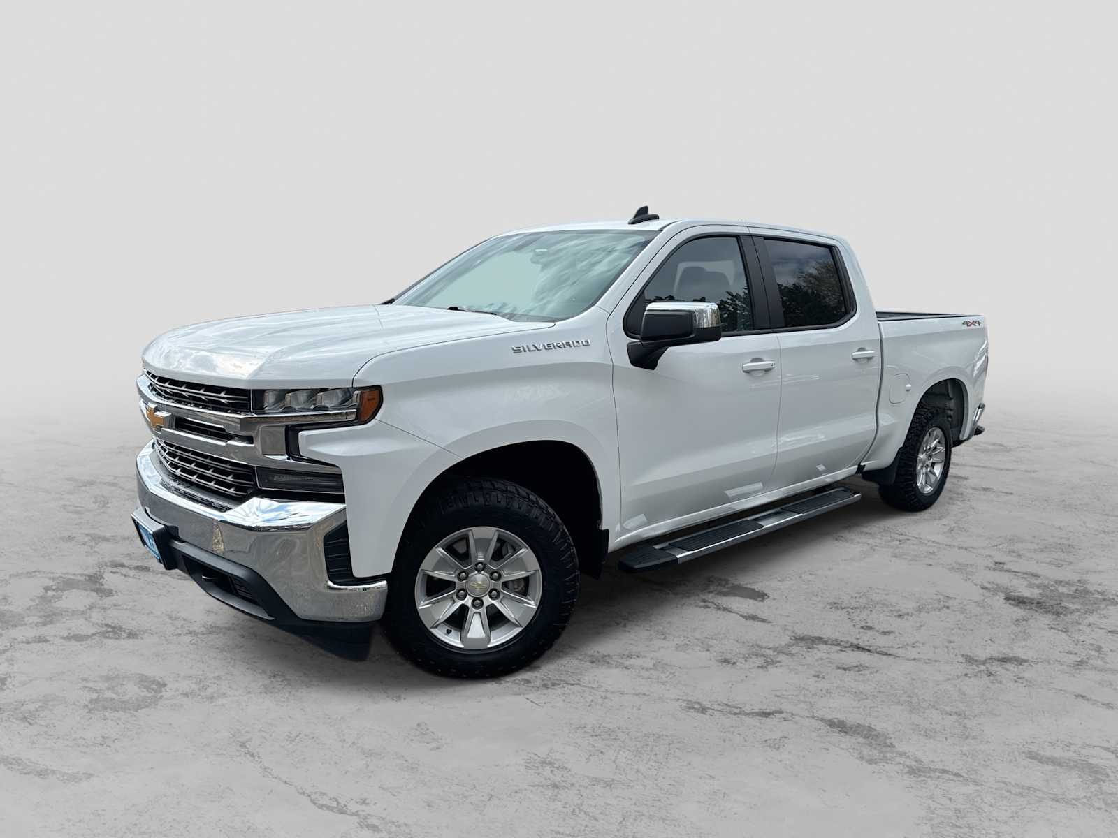 2020 Chevrolet Silverado 1500 LT 4WD Crew Cab Short Box's photo