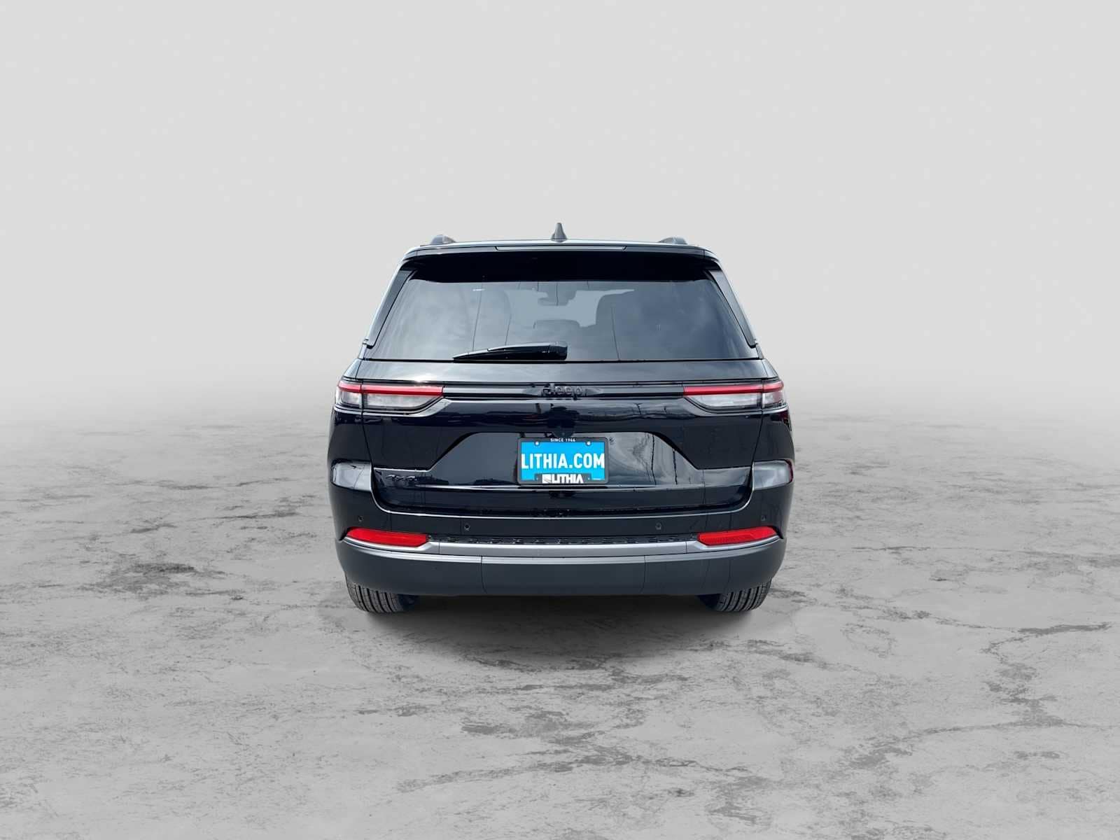 Thumbnail: 2026 Jeep Grand Cherokee - 7