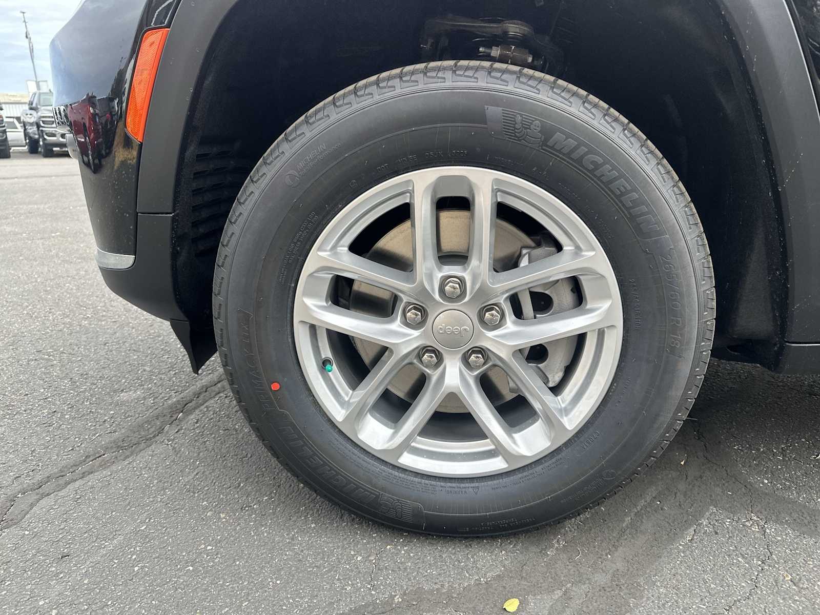 Thumbnail: 2025 Jeep Grand Cherokee - 18