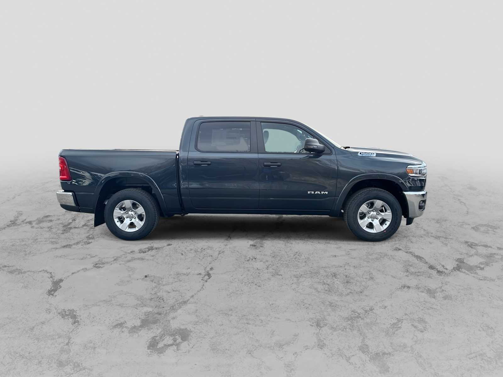 Thumbnail: 2026 RAM 1500 - 9