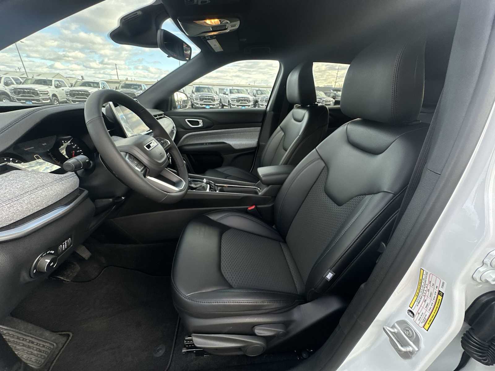 Thumbnail: 2026 Jeep Compass - 13