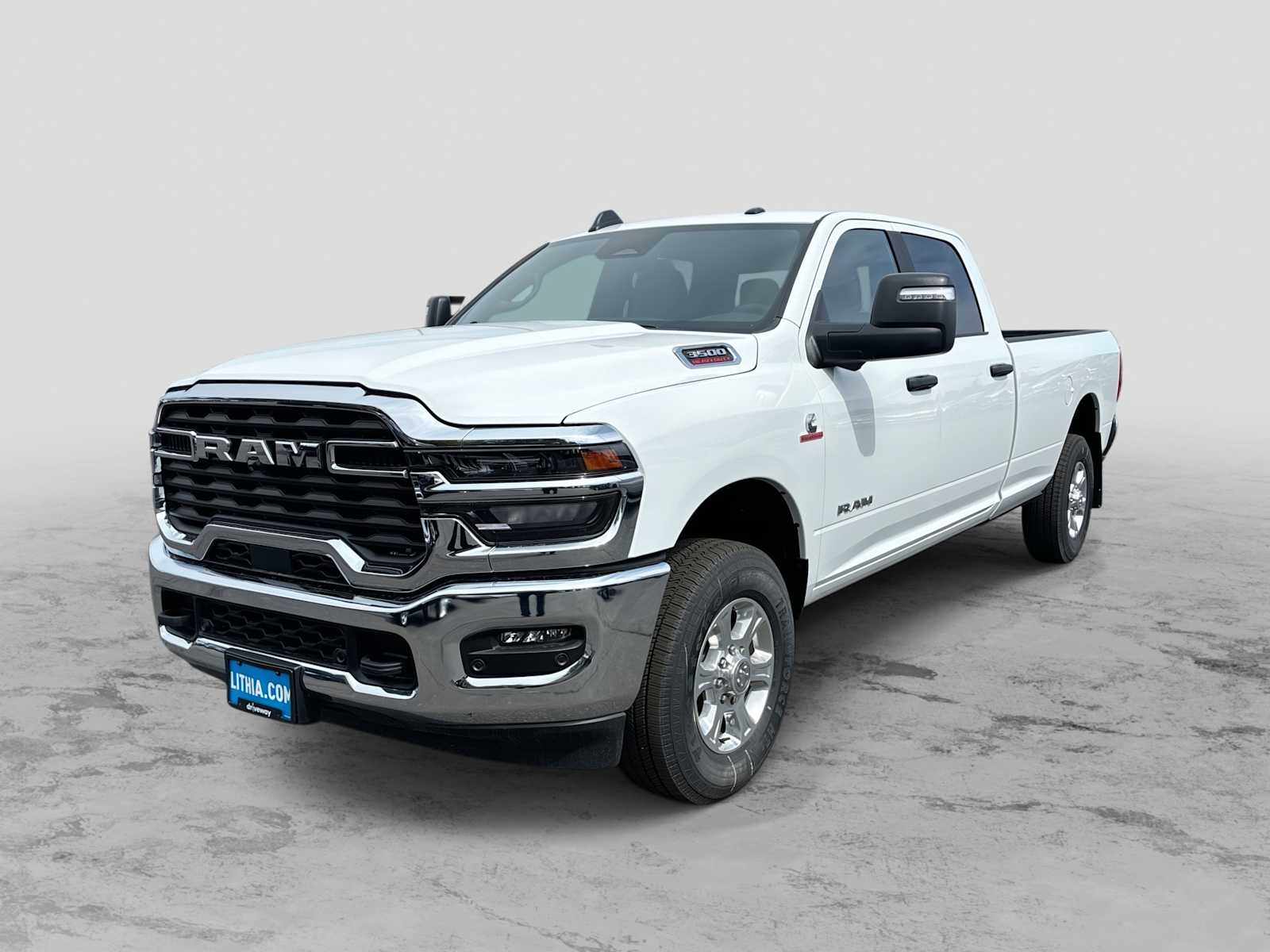 2026 Ram 3500 BIG HORN CREW CAB 4X4 8' BOX