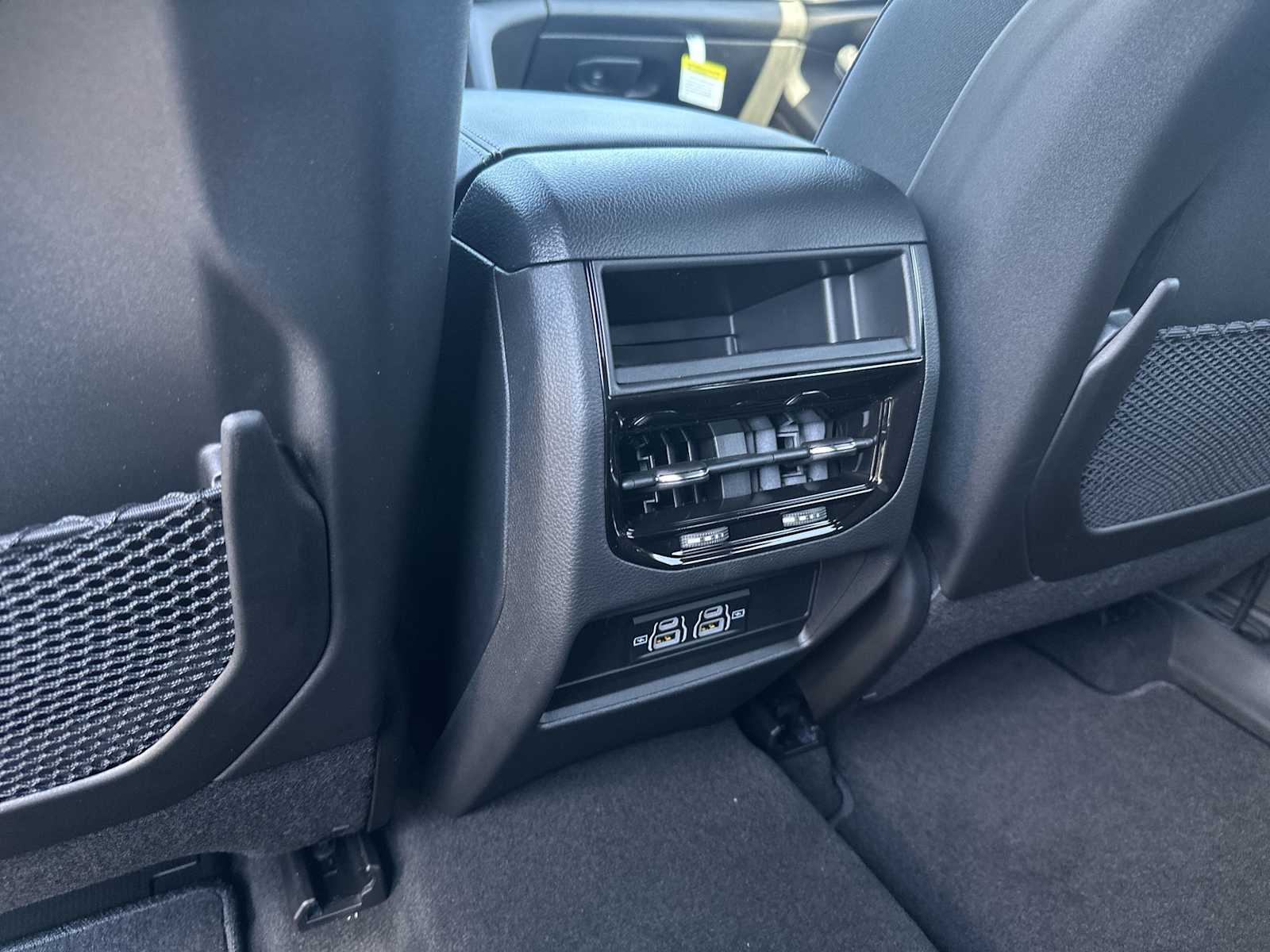 Thumbnail: 2025 Jeep Grand Cherokee - 20