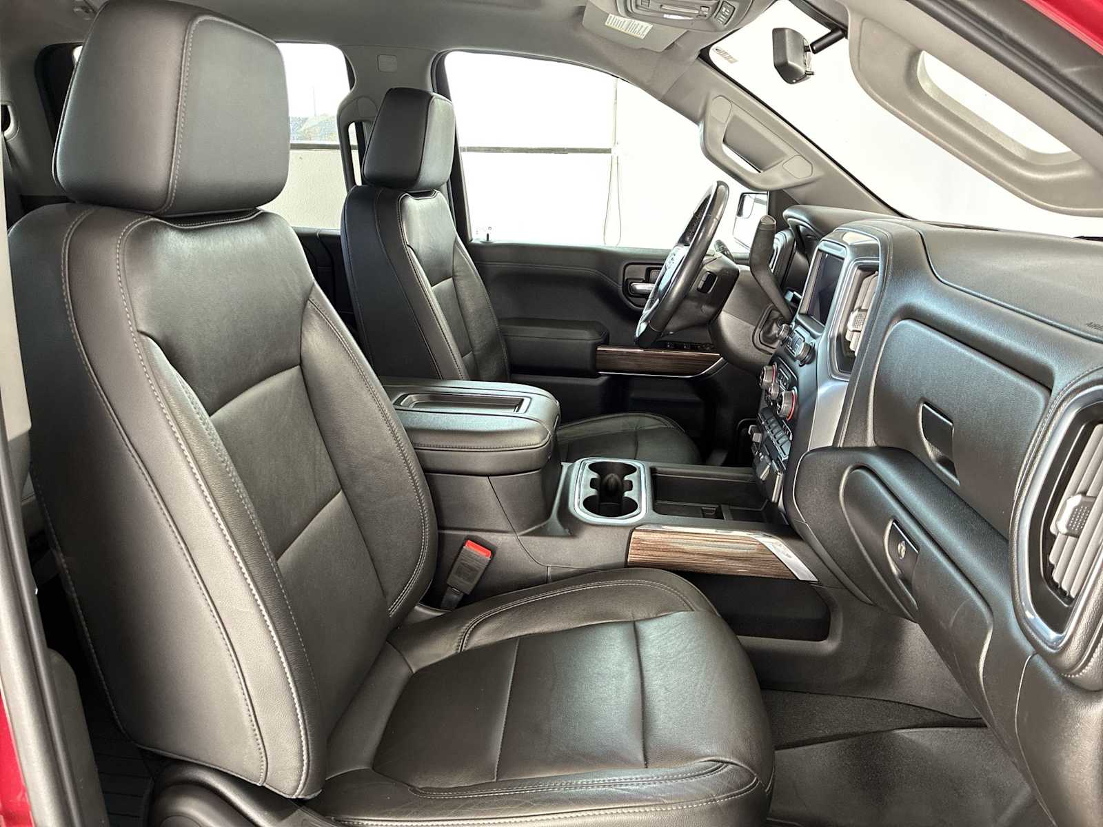 Thumbnail: 2019 Chevrolet Silverado 1500 - 25