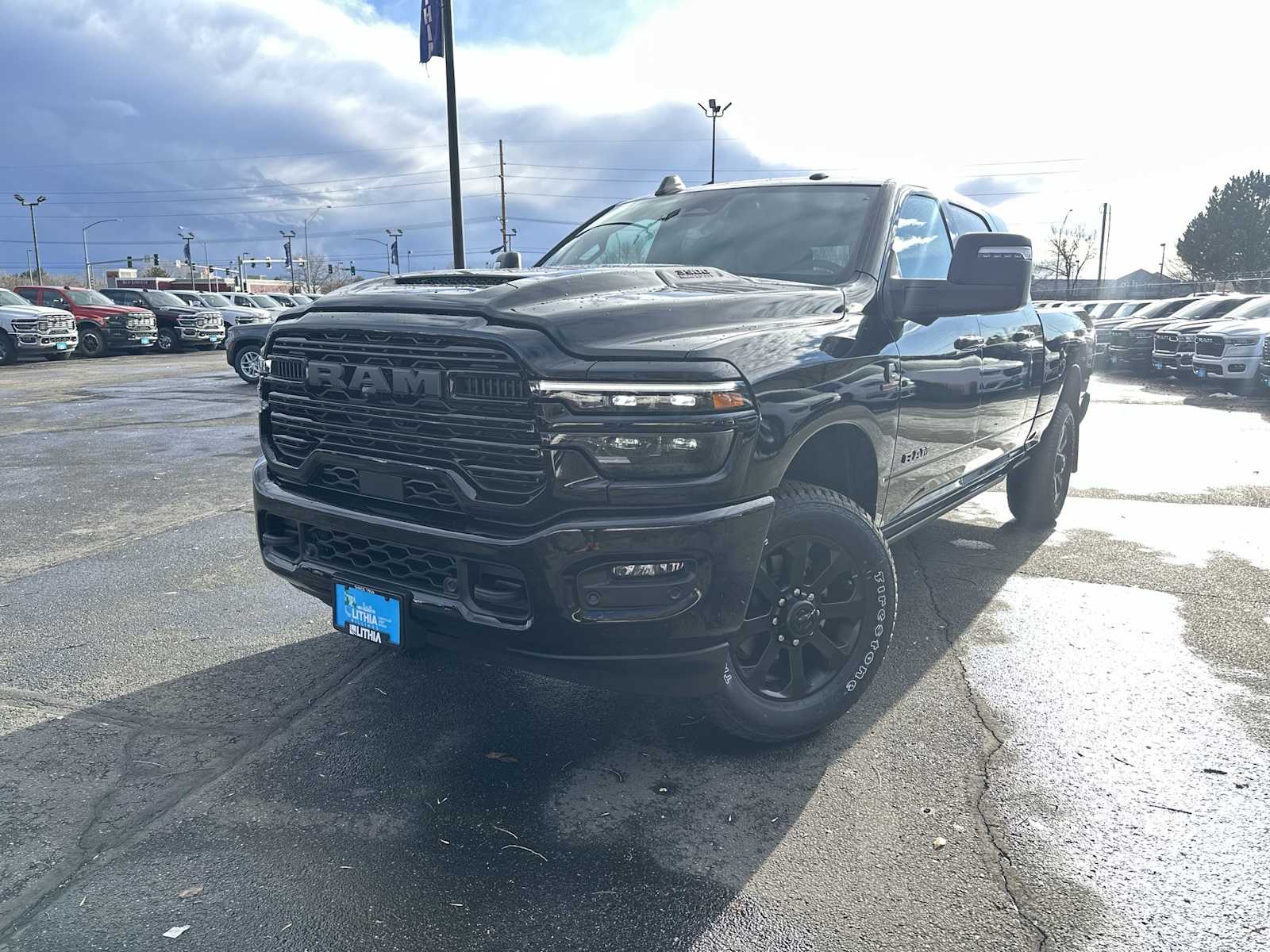 2026 RAM Ram 3500 Pickup Laramie's photo