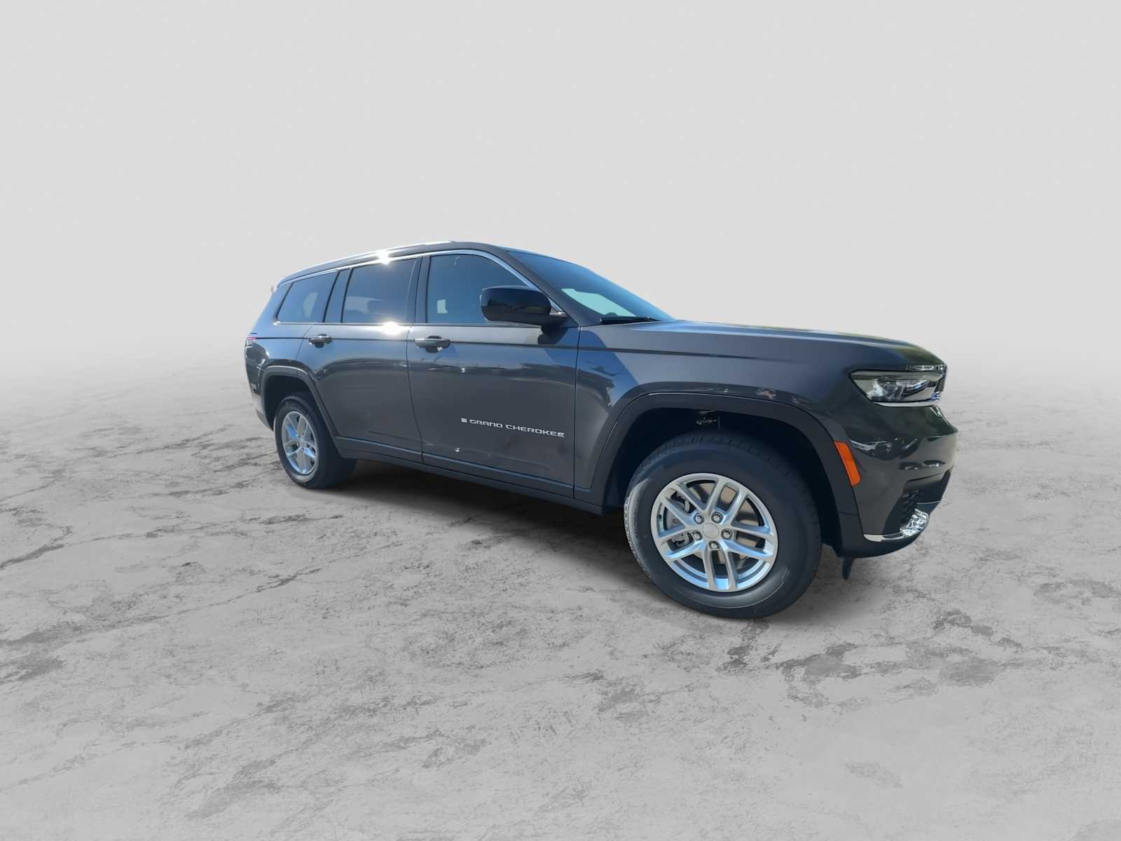 Thumbnail: 2025 Jeep Grand Cherokee - 2