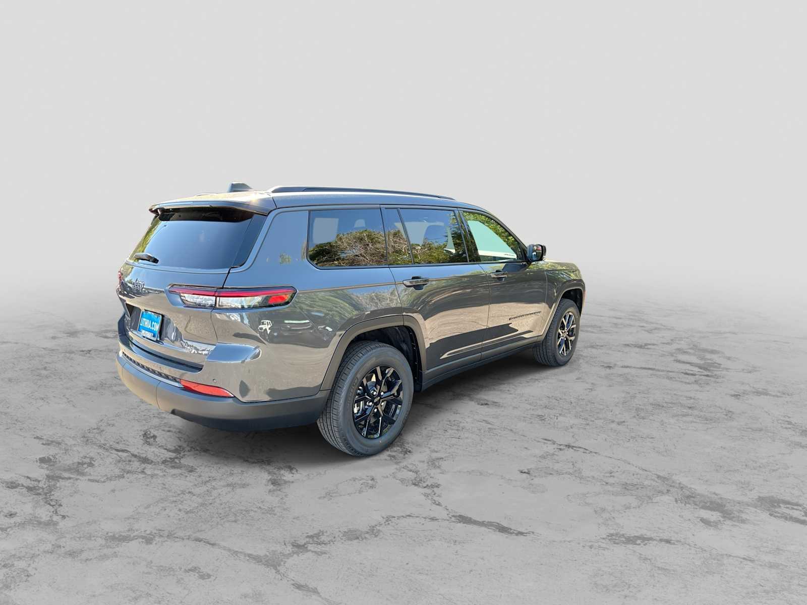 Thumbnail: 2026 Jeep Grand Cherokee - 8