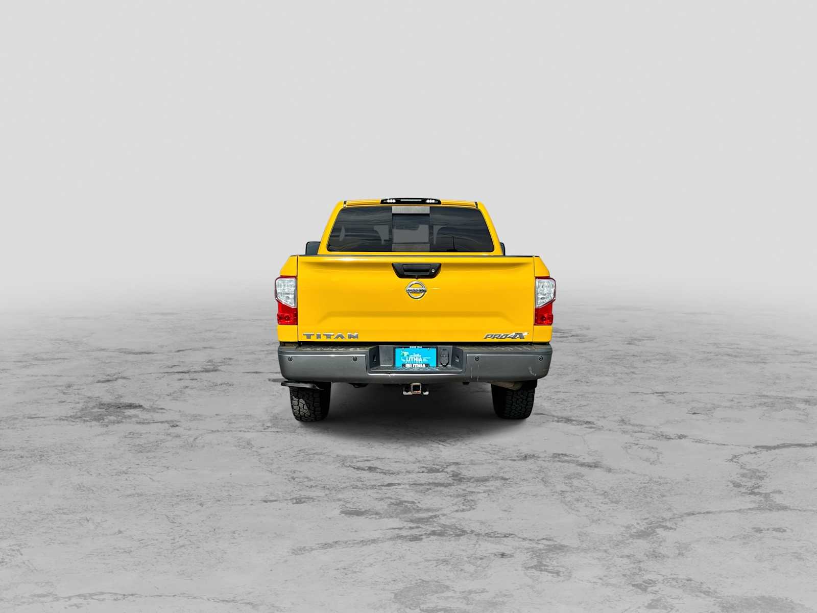 Thumbnail: 2017 Nissan Titan - 7