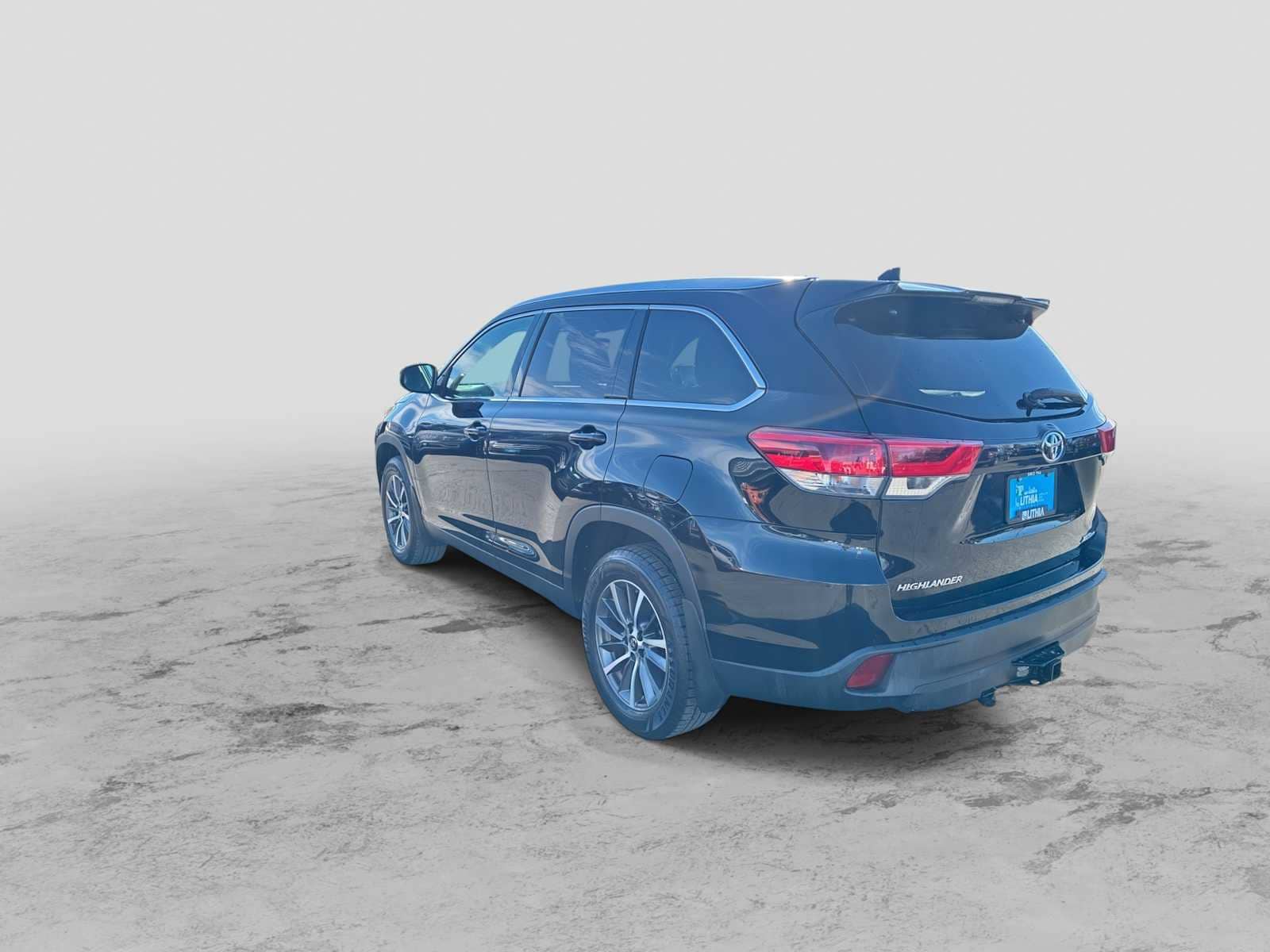 Thumbnail: 2019 Toyota Highlander - 6