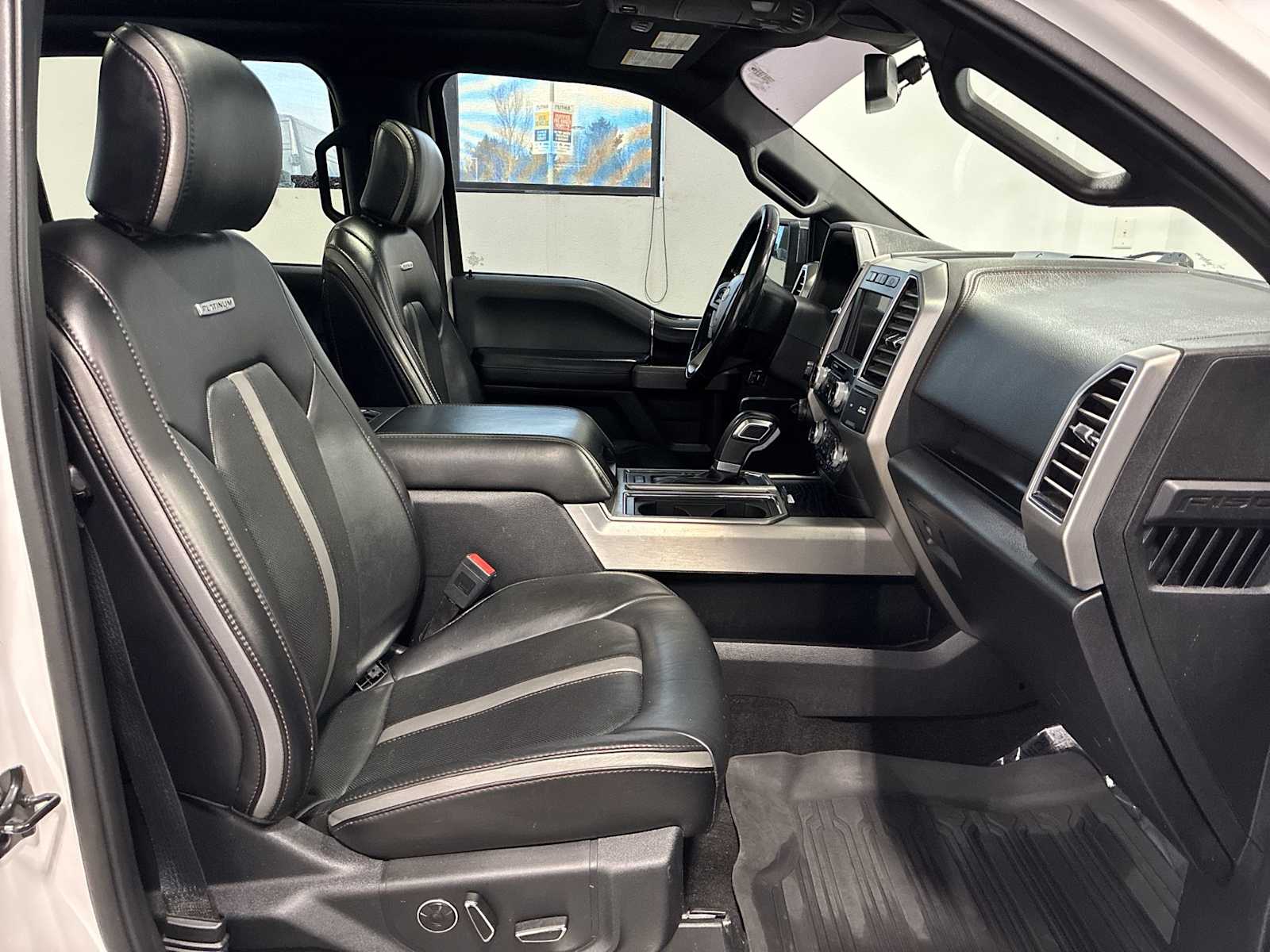 Thumbnail: 2019 Ford F-150 - 26