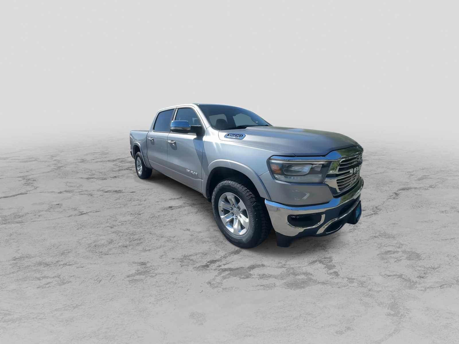 2022 Ram 1500 Laramie photo 2