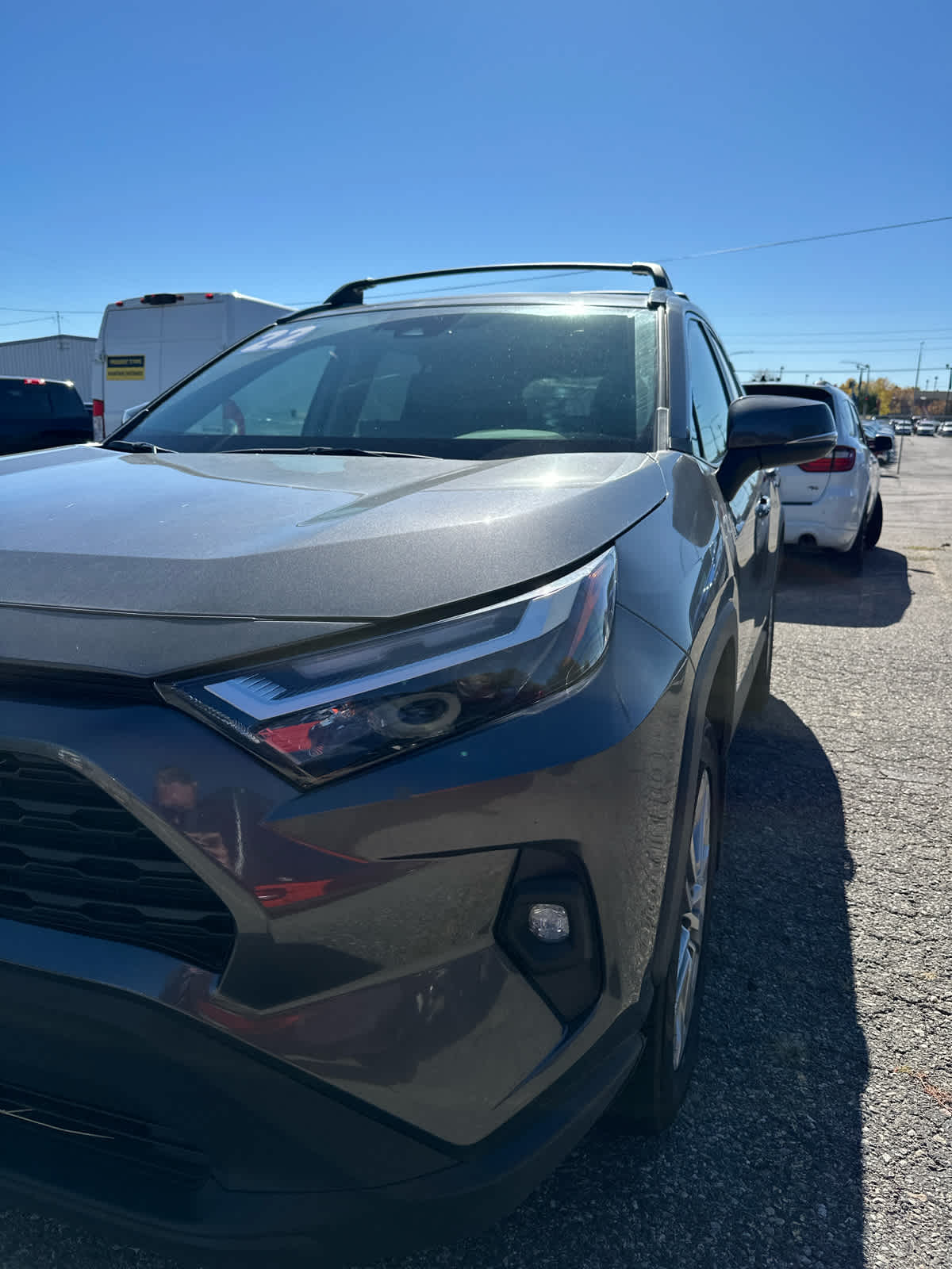 2022 Toyota RAV4 XLE Premium photo 2