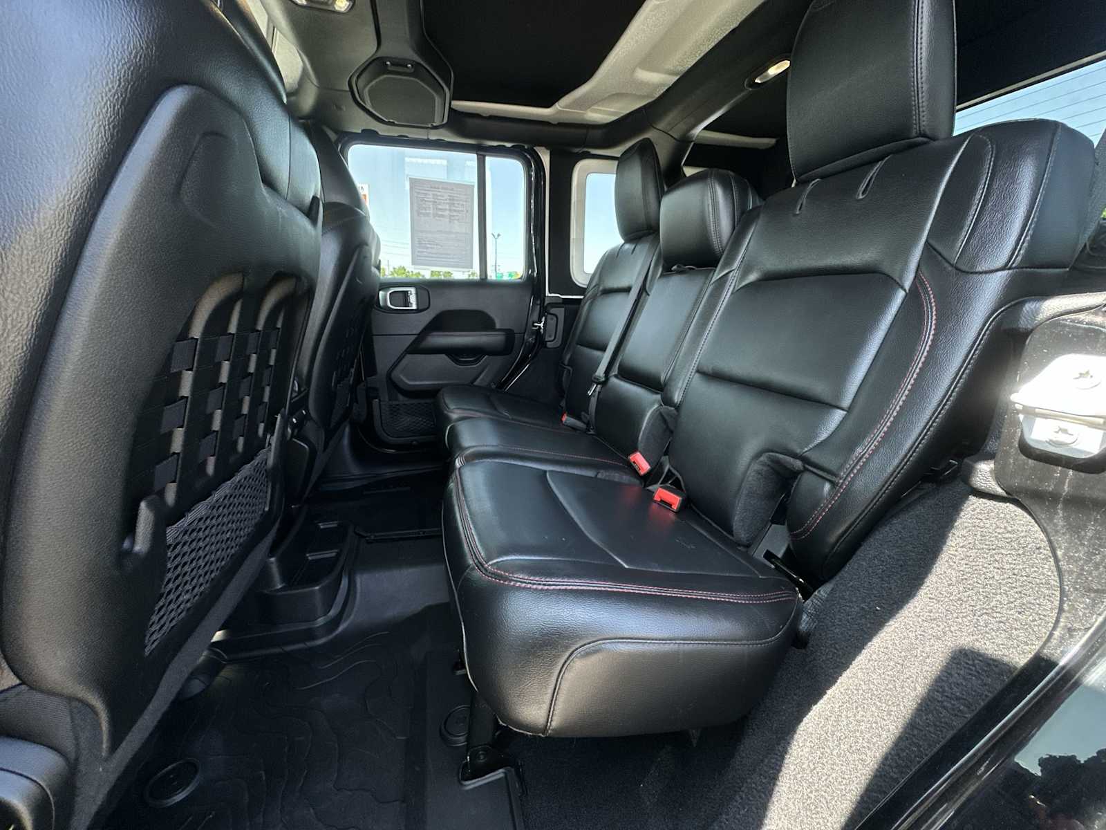 Thumbnail: 2020 Jeep Wrangler - 23