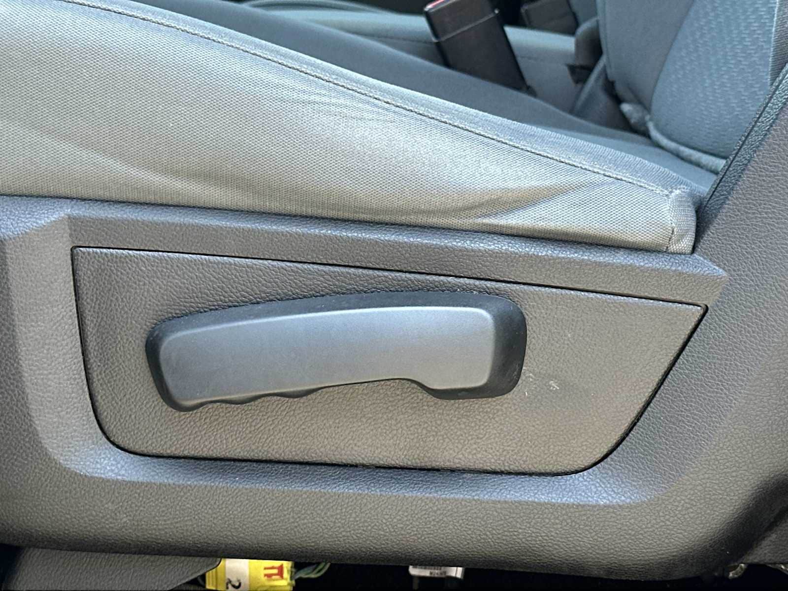 Thumbnail: 2019 RAM 1500 Classic - 14