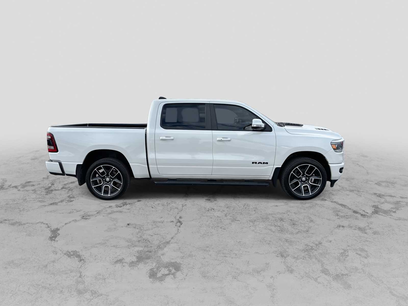 Thumbnail: 2021 RAM 1500 - 9