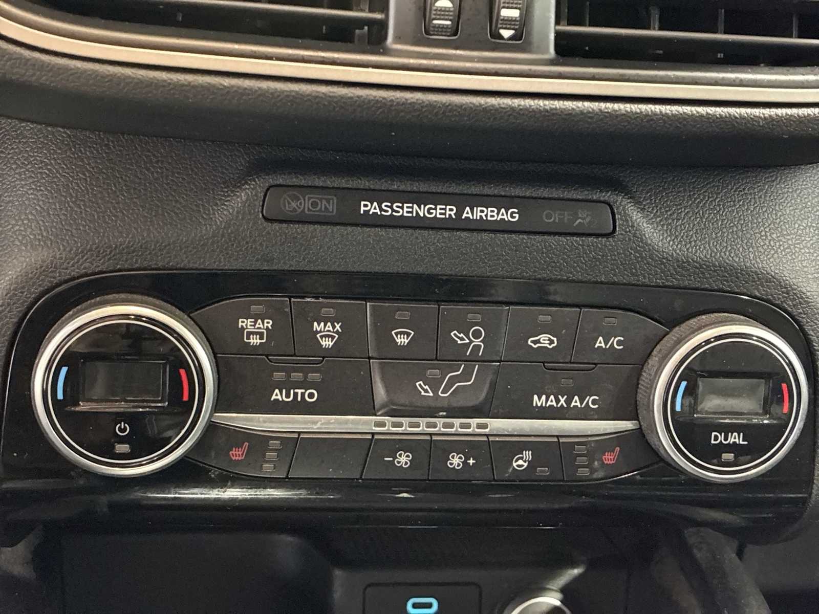 Thumbnail: 2021 Ford Escape - 17