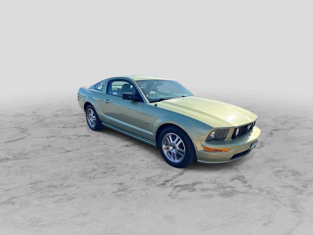 Used 2005 Ford Mustang Coupe