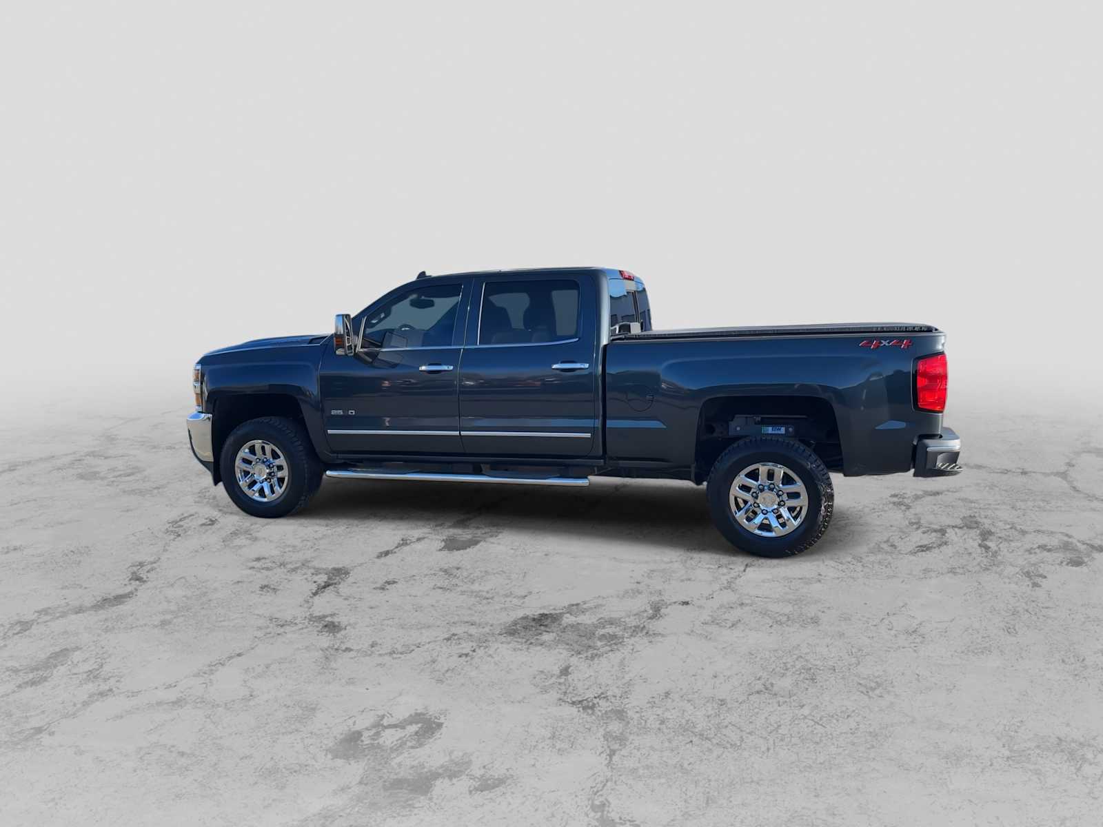 Thumbnail: 2018 Chevrolet Silverado 2500 - 5