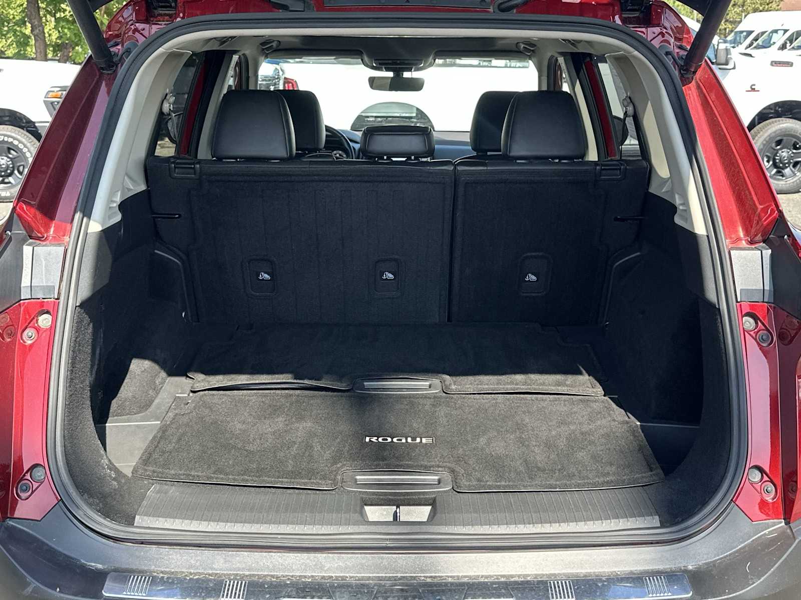 Thumbnail: 2022 Nissan Rogue - 20