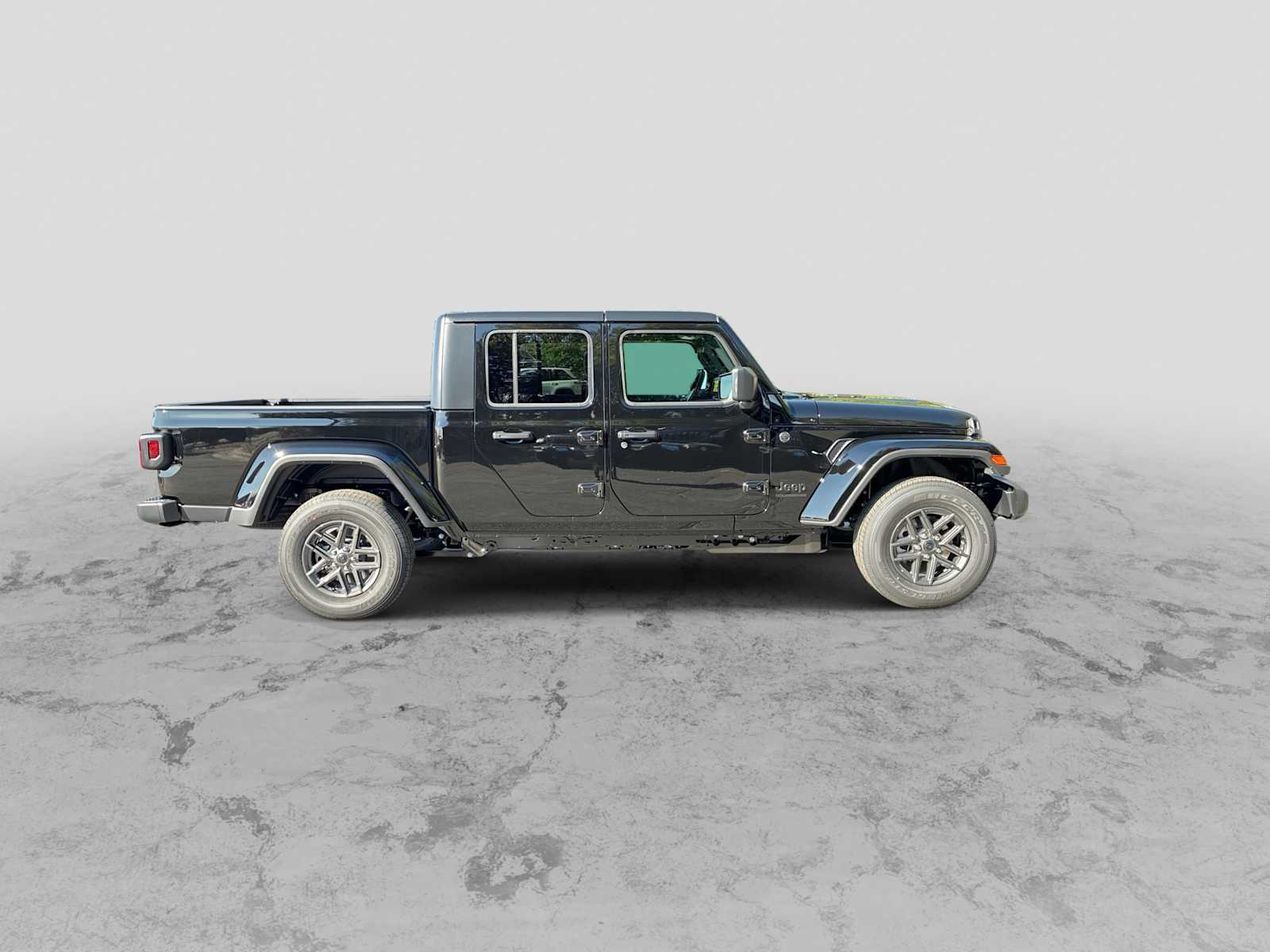 Thumbnail: 2026 Jeep Gladiator - 9