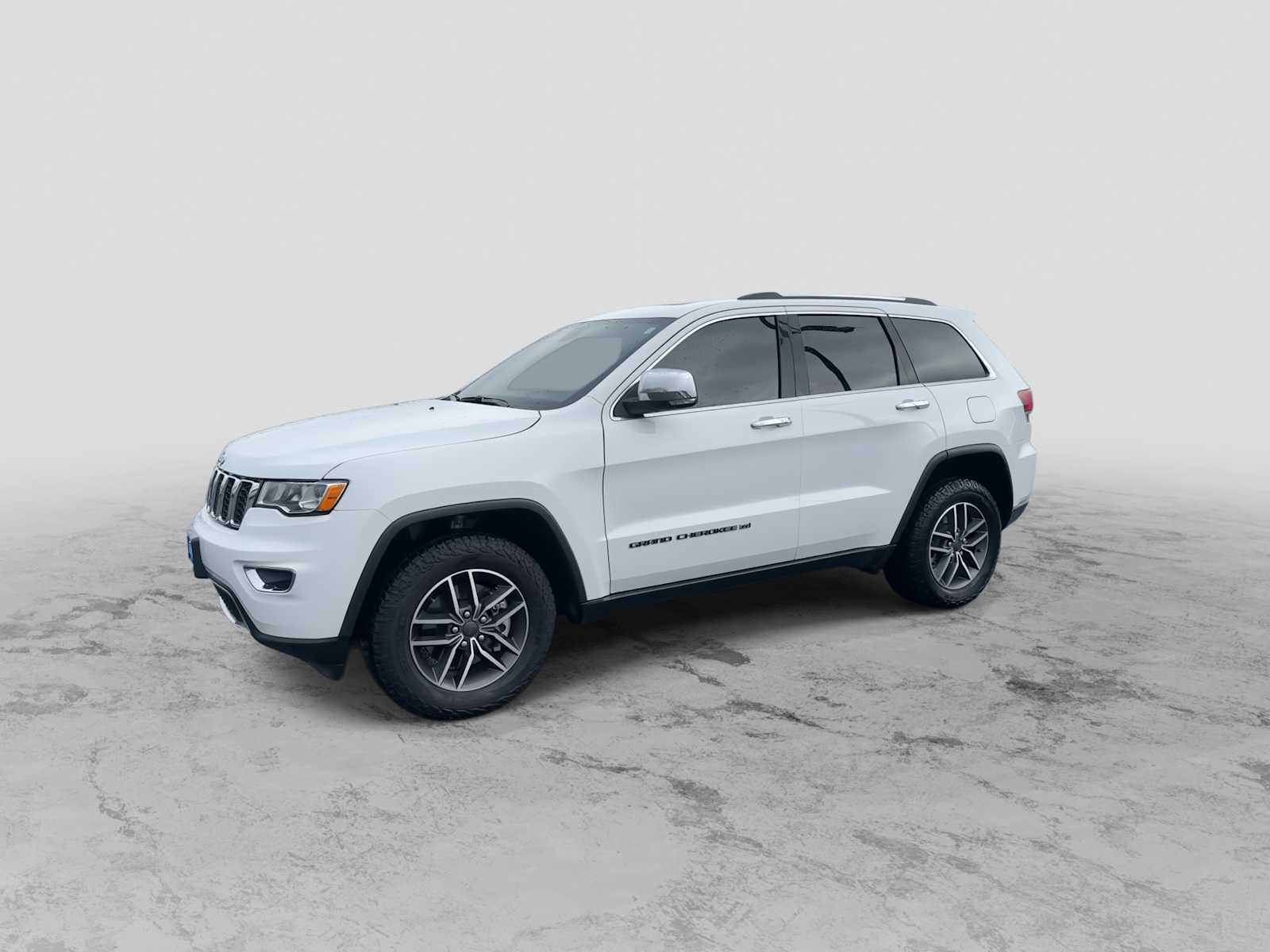 Thumbnail: 2022 Jeep Grand Cherokee - 4