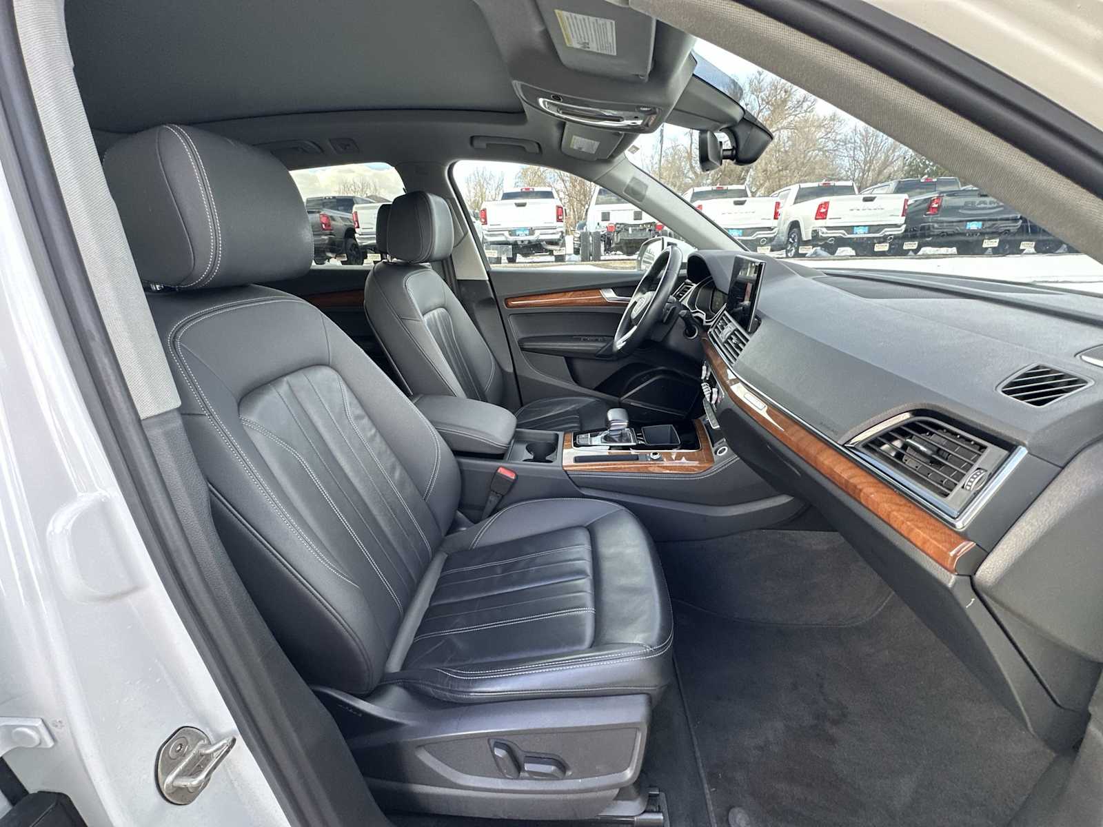 Thumbnail: 2023 Audi Q5 - 24