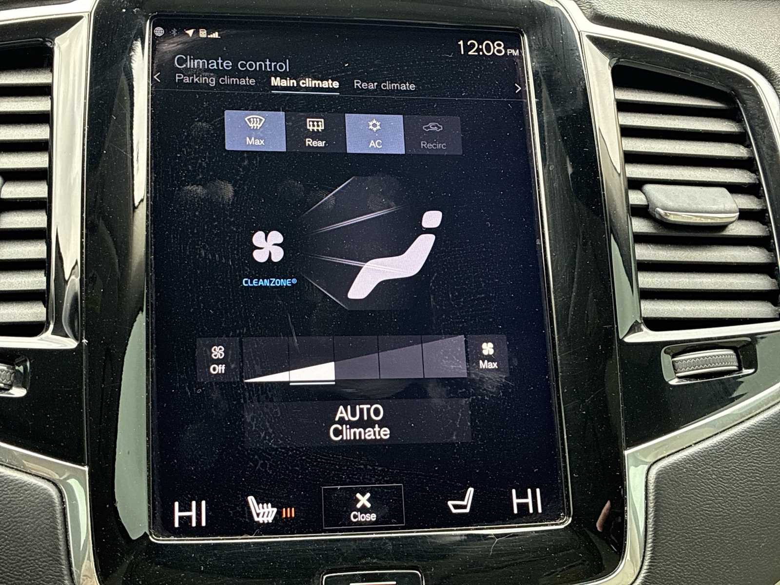 Thumbnail: 2017 Volvo XC90 - 20