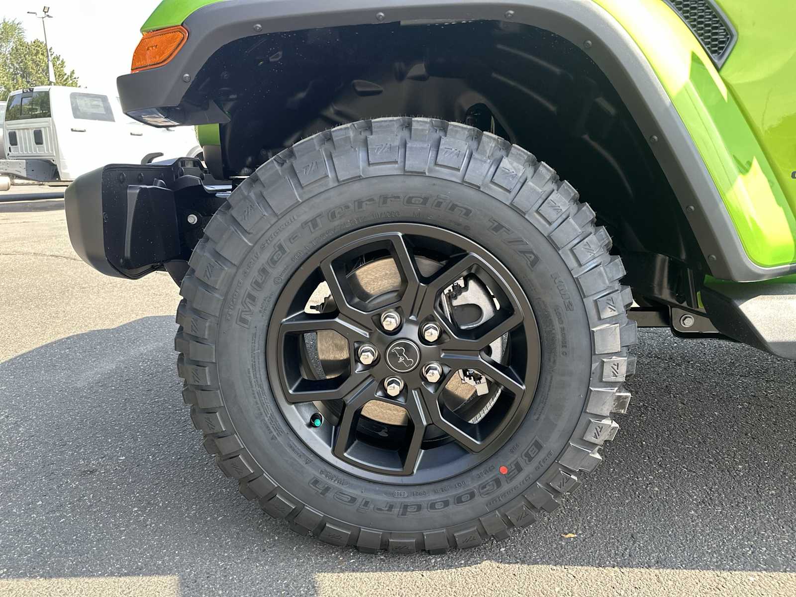 Thumbnail: 2025 Jeep Gladiator - 17