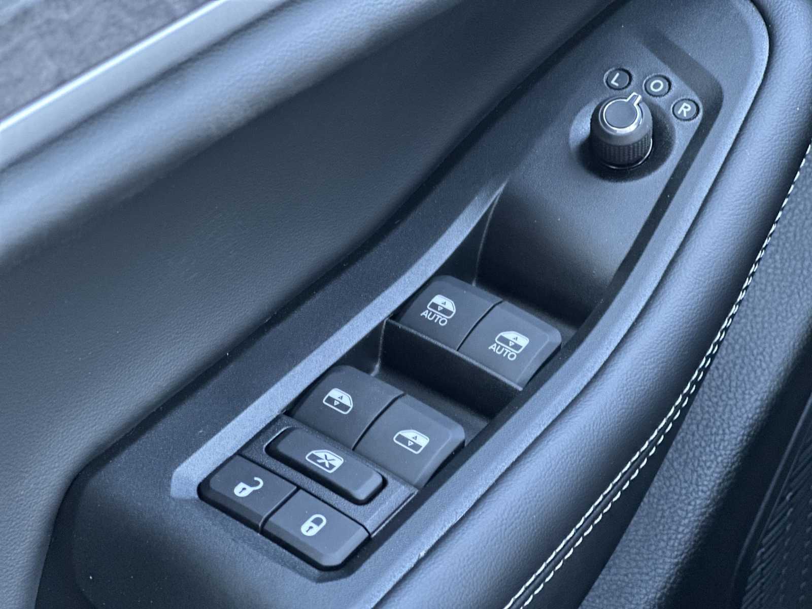 Thumbnail: 2025 Jeep Grand Cherokee - 15