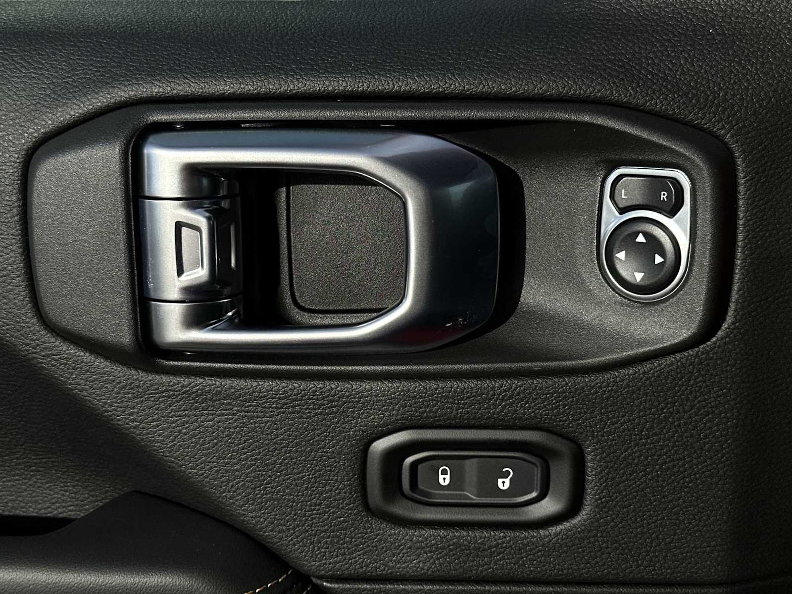 Thumbnail: 2026 Jeep Wrangler - 15