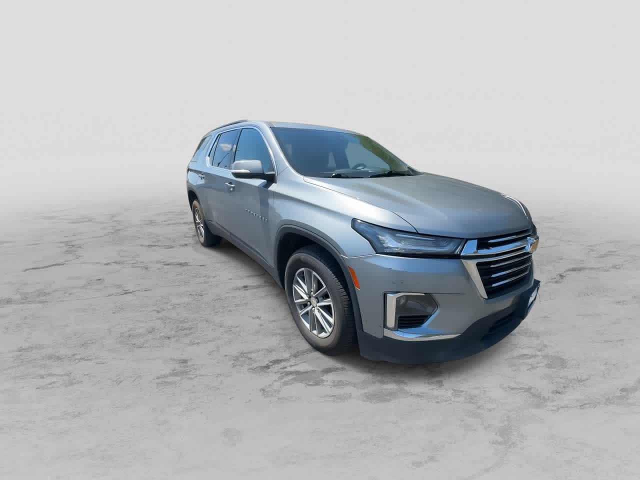 2023 Chevrolet Traverse Cloth 1LT photo 2
