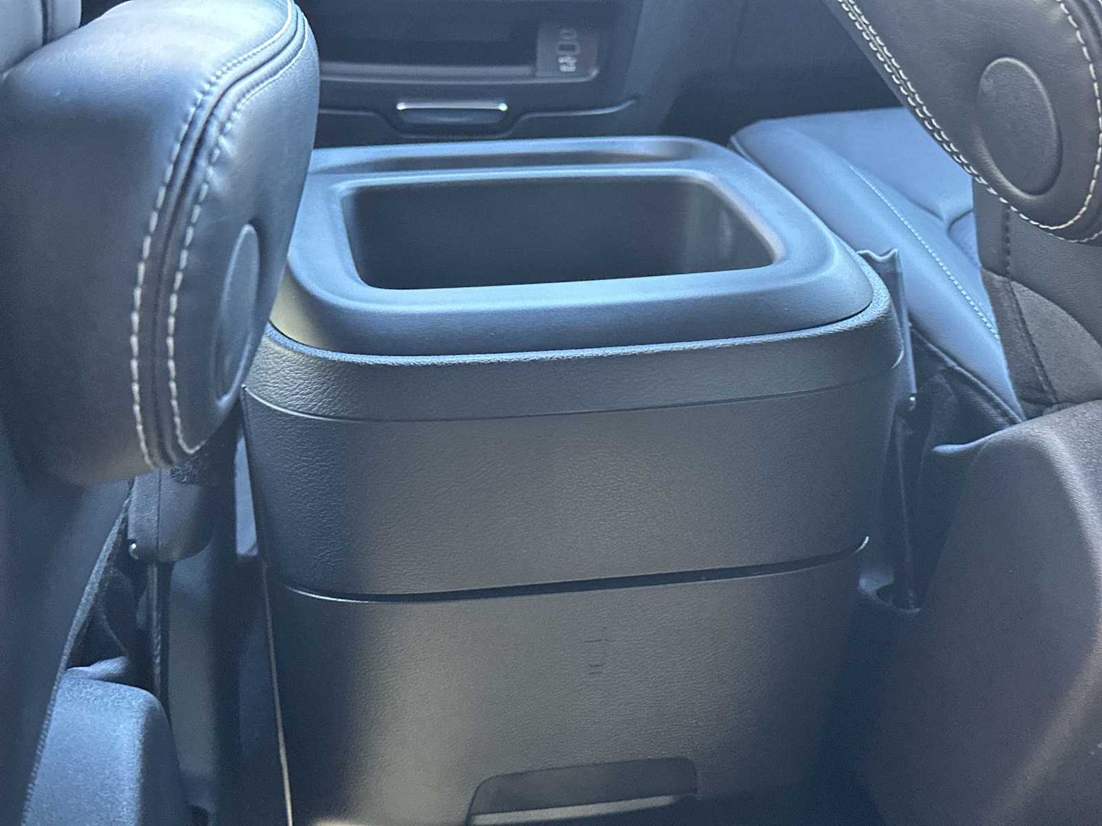 Thumbnail: 2026 Chrysler Pacifica - 22